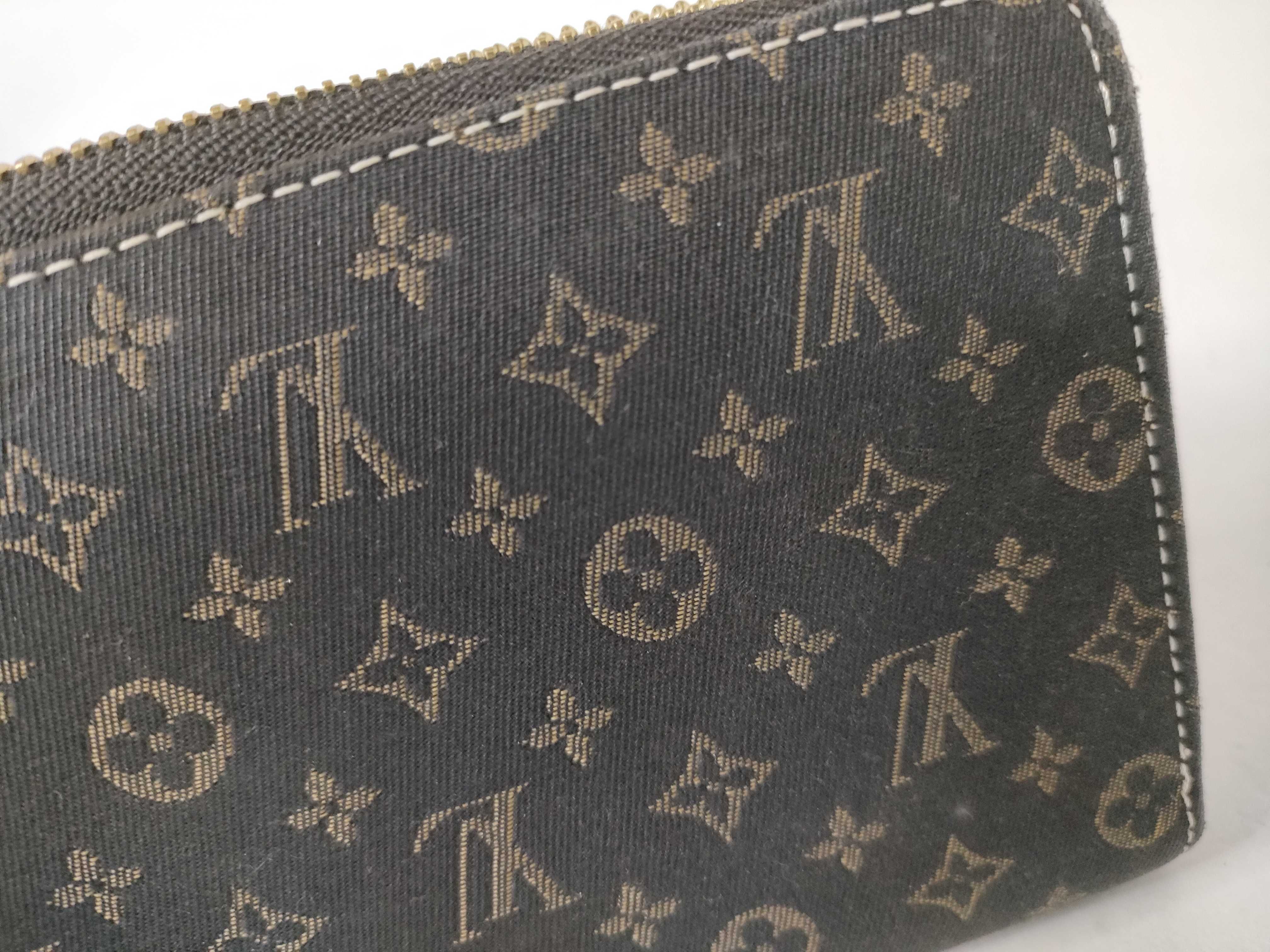 wallet — view 14