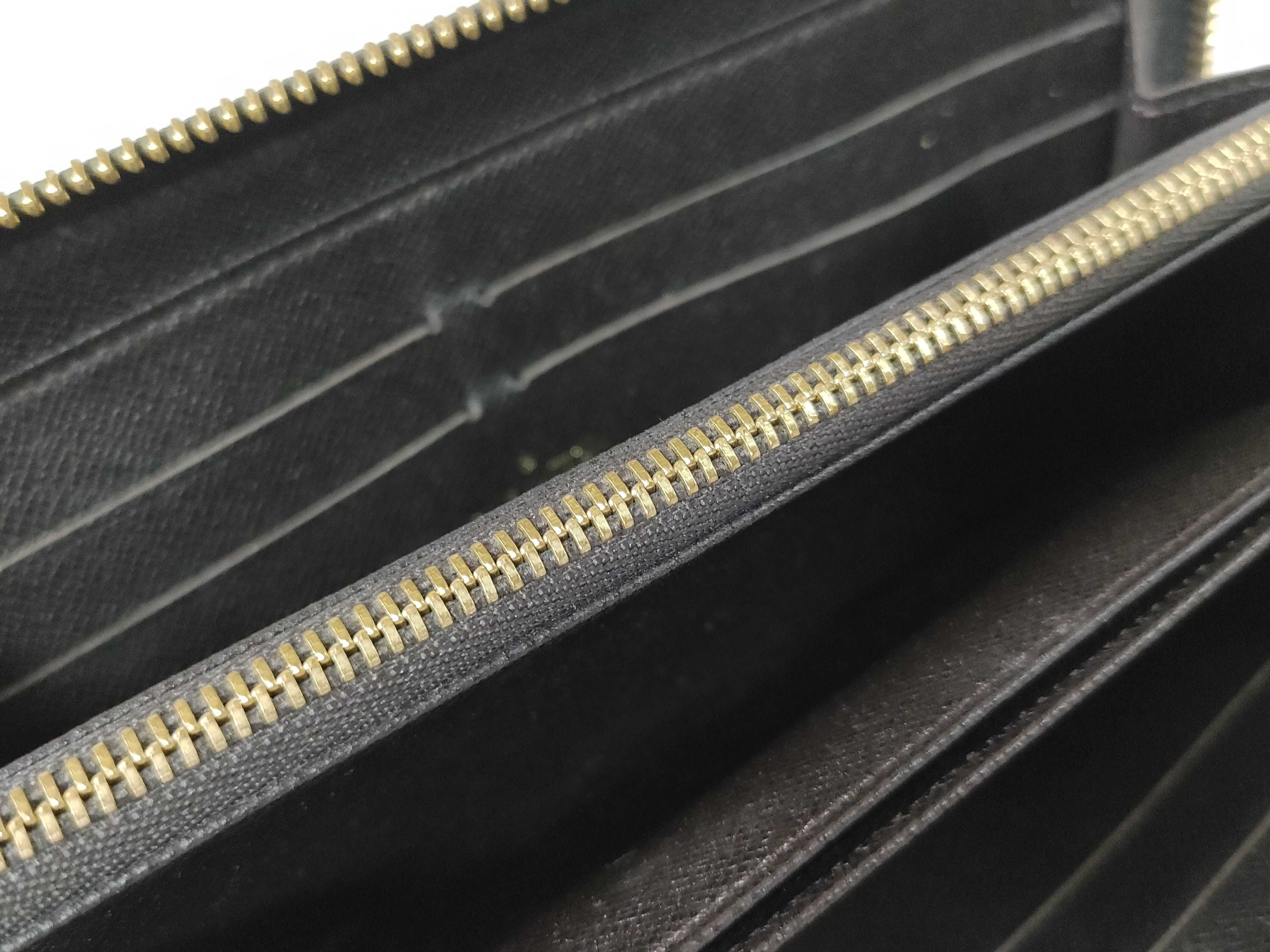 wallet — view 9