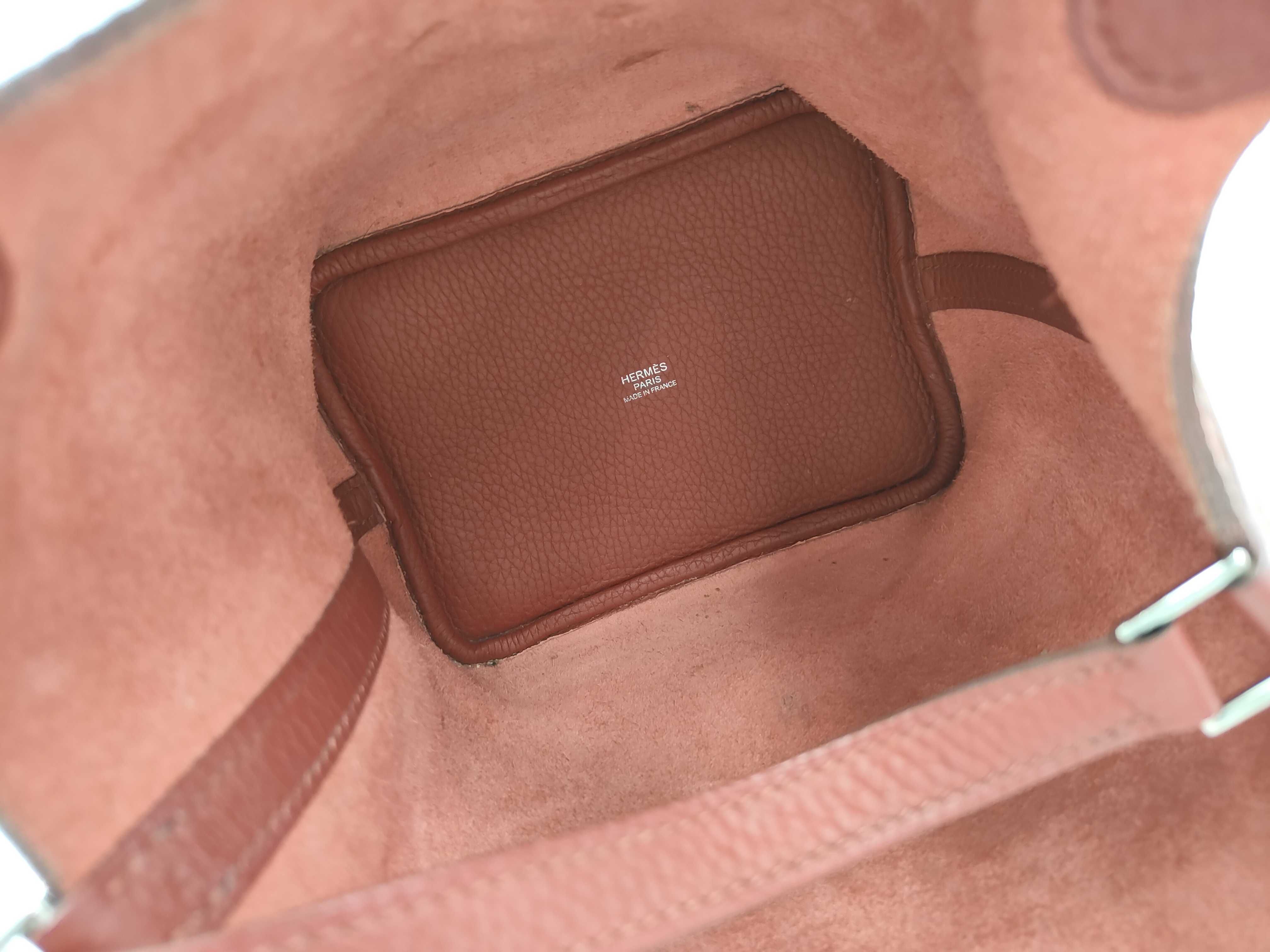 Picotin Lock PM R stamp handbag — view 9