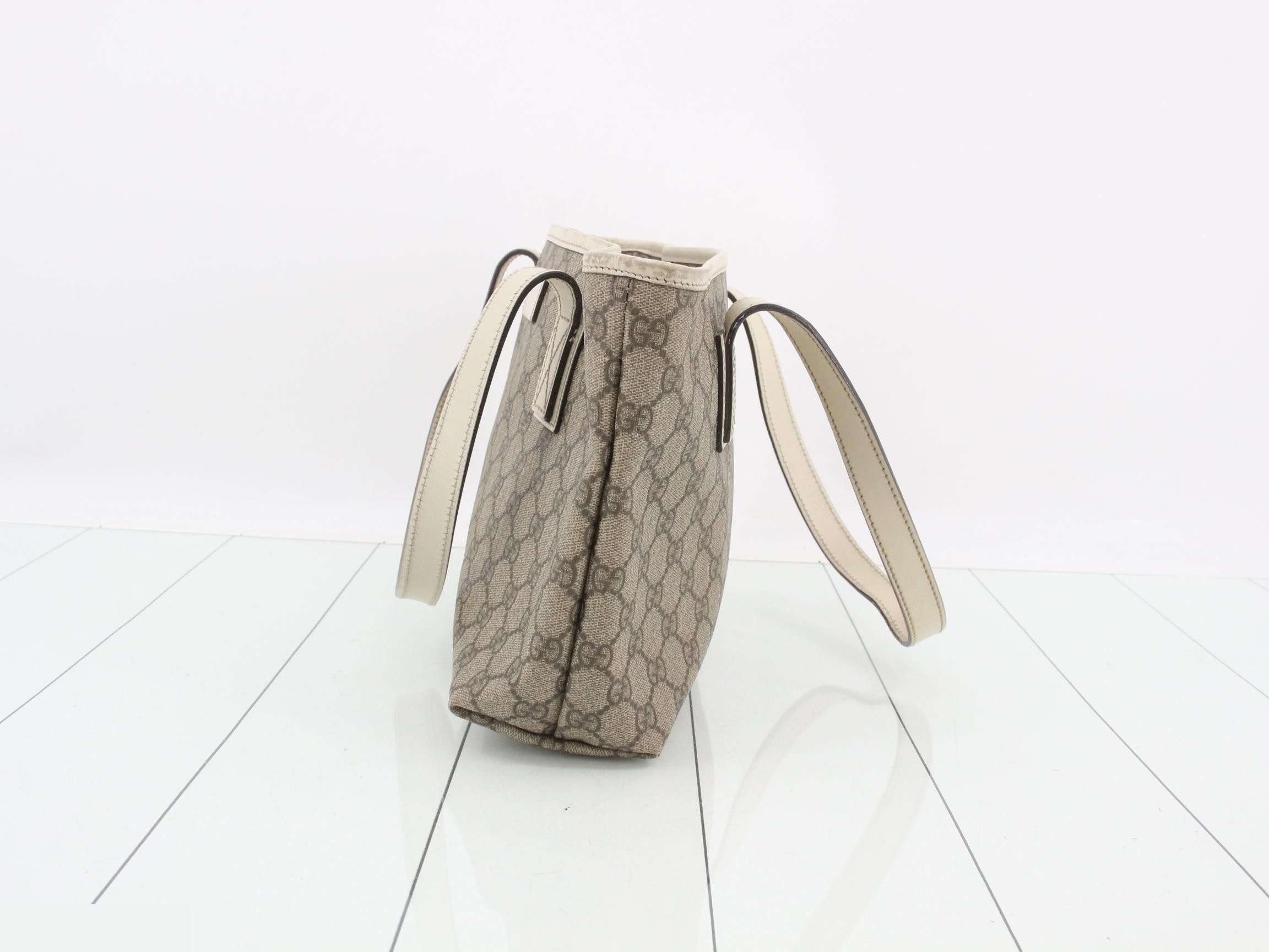 GG Supreme handbag, white — view 3