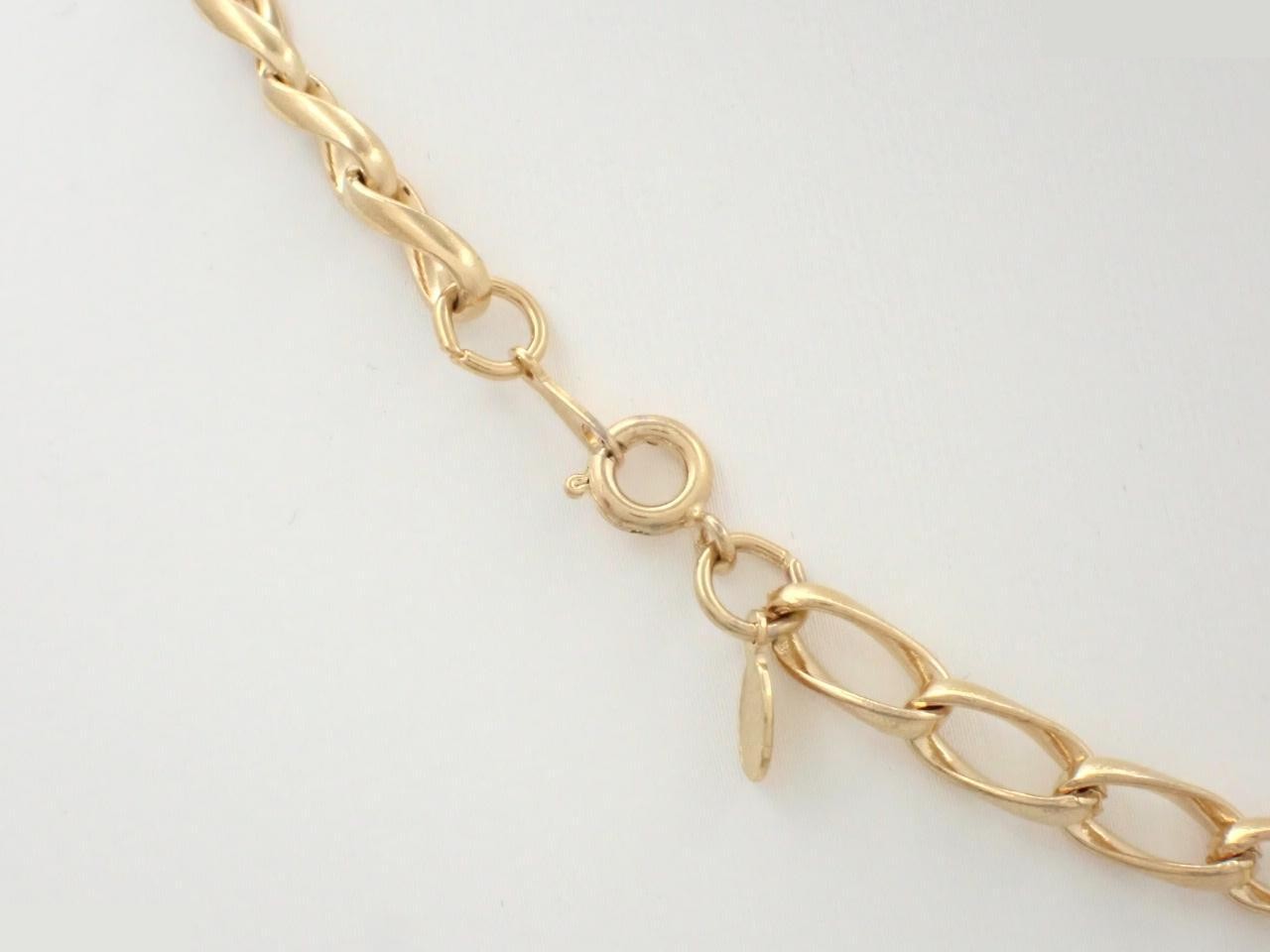 Other lines: Precious metals, necklaces, pendants, chains approximately 40cm long. — view 2