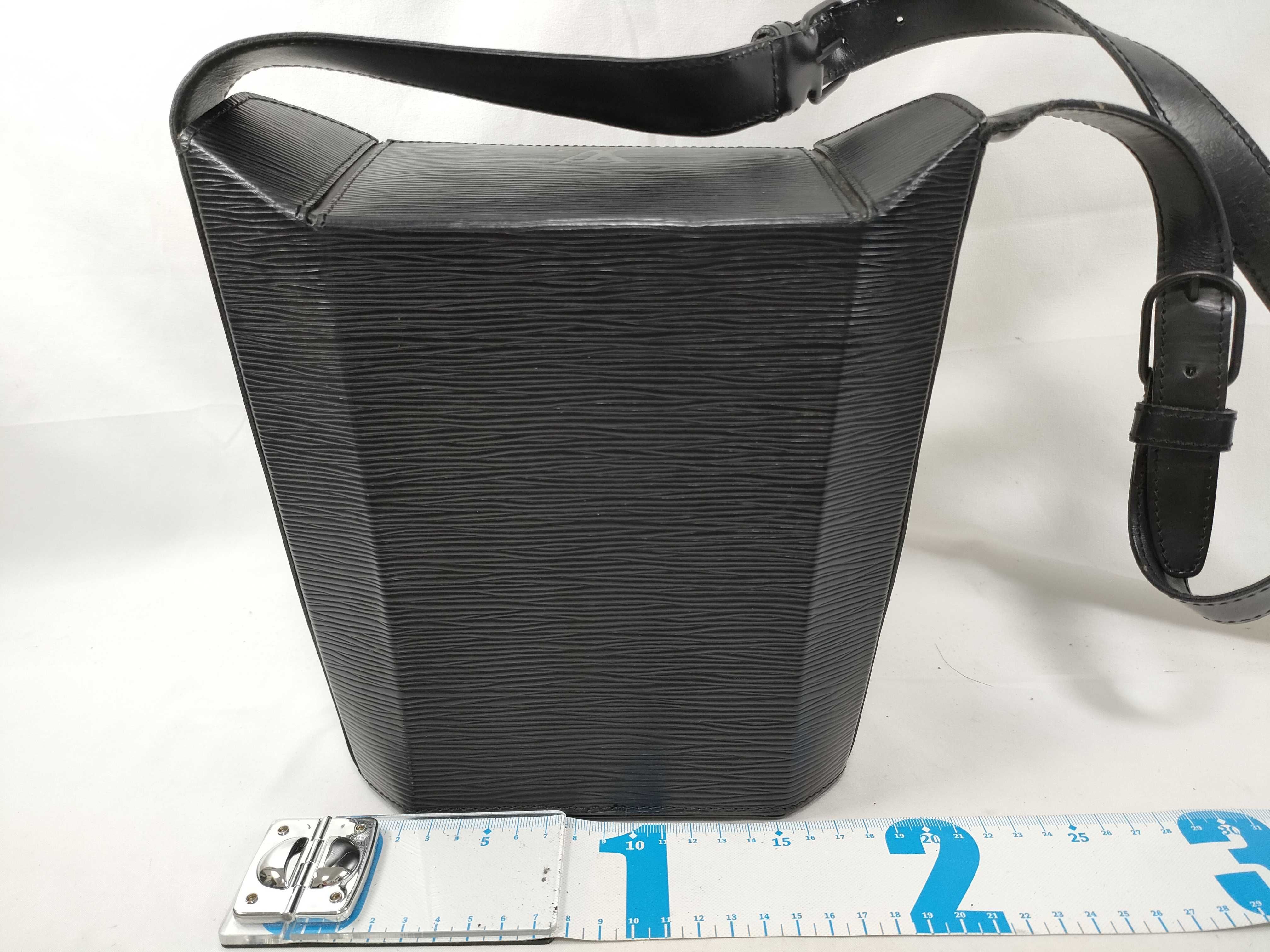 Epi Leather Sac Sole Shoulder Bag — view 2