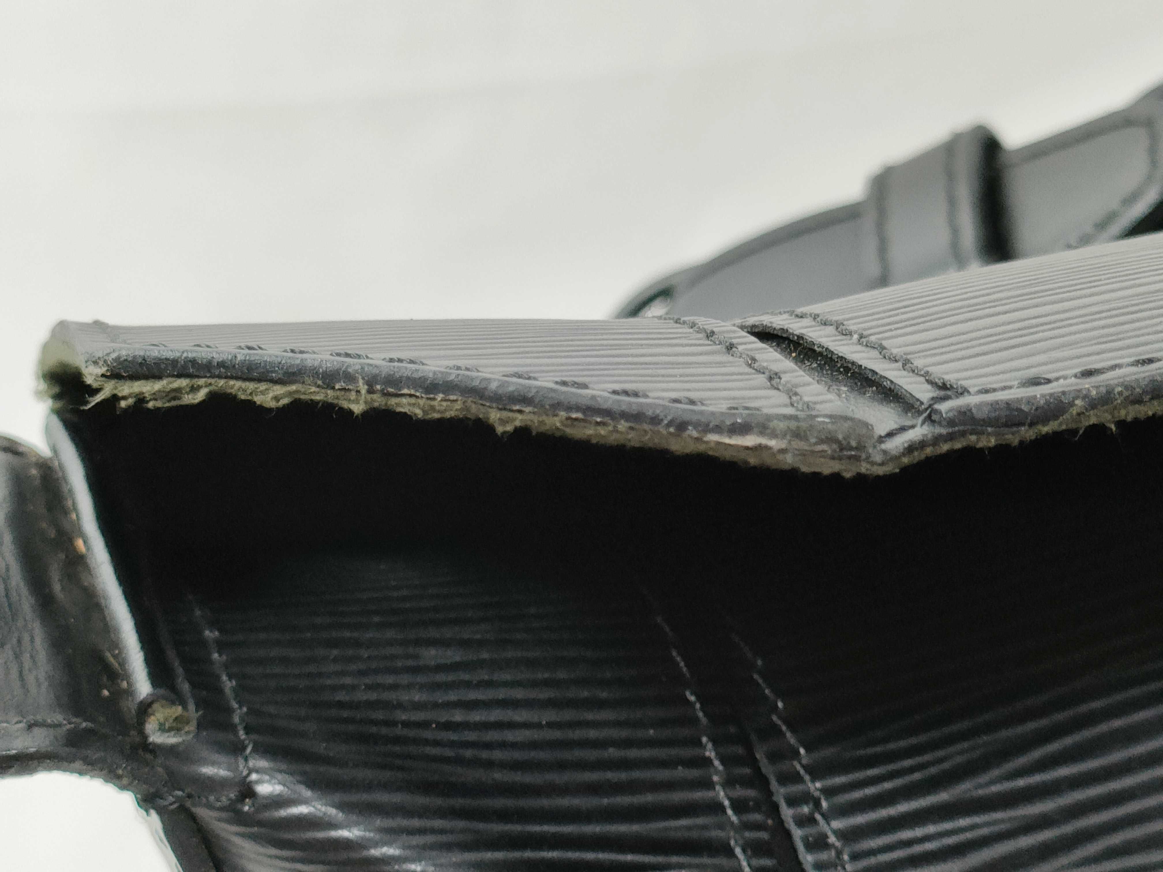 Epi Leather Sac Sole Shoulder Bag — view 8