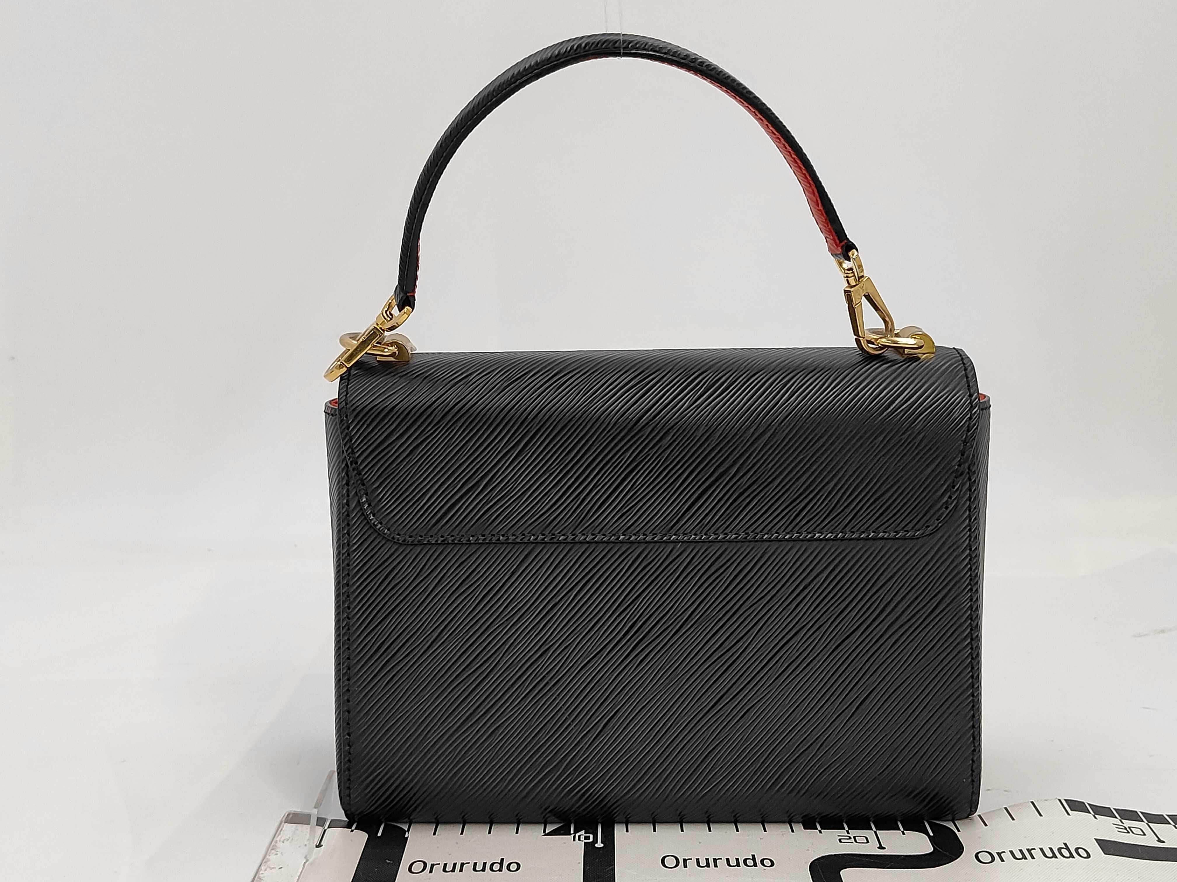 Epi Twist MM Shoulder Bag Handbag — view 2