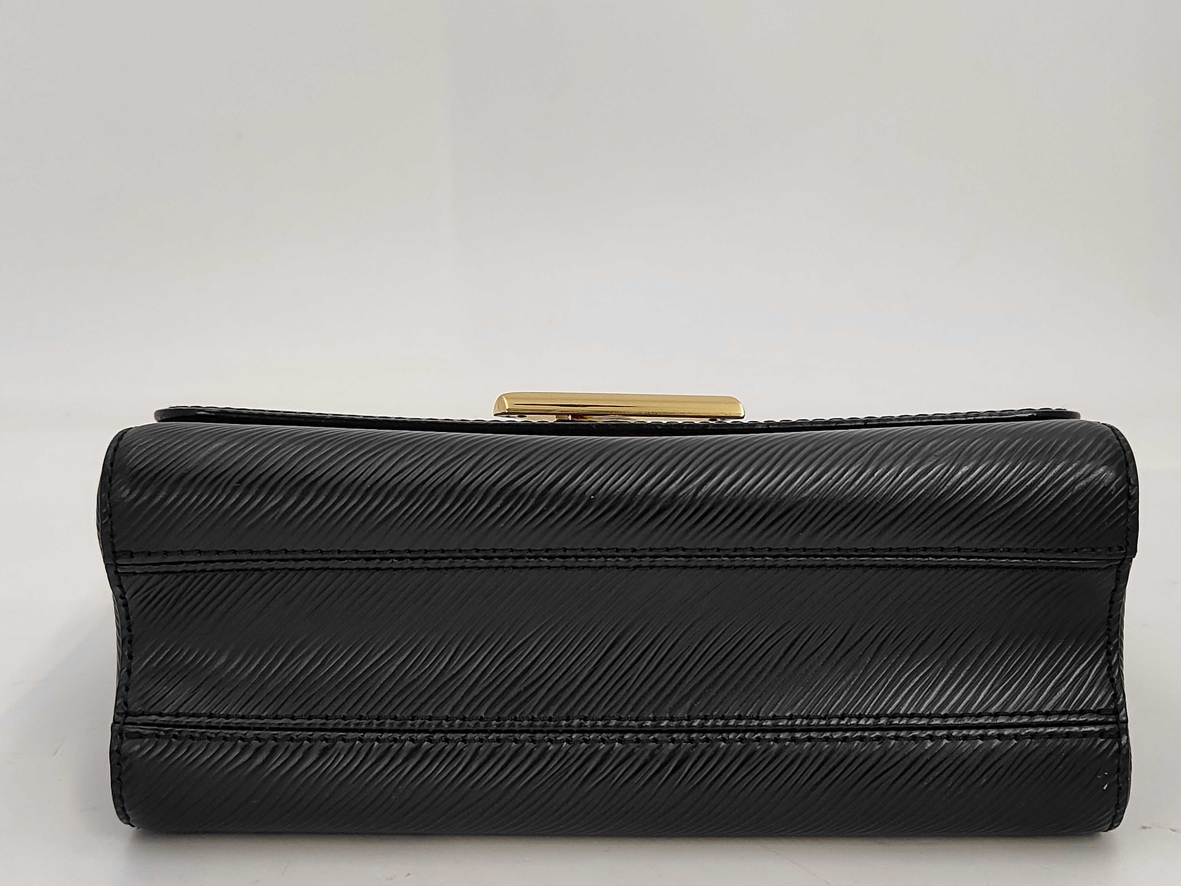 Epi Twist MM Shoulder Bag Handbag — view 4