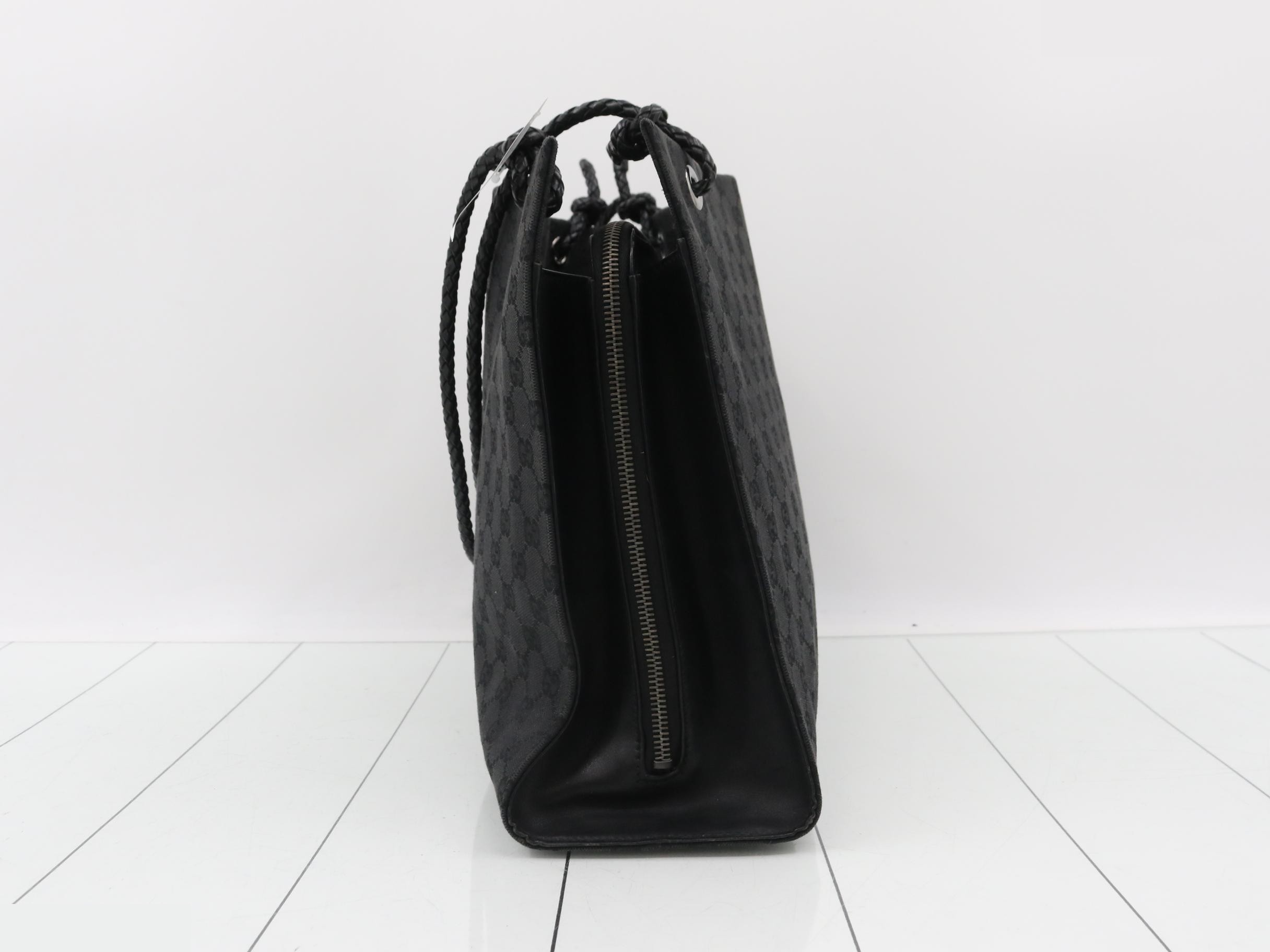 GG Canvas (Bag) - Shoulder Bag — view 4