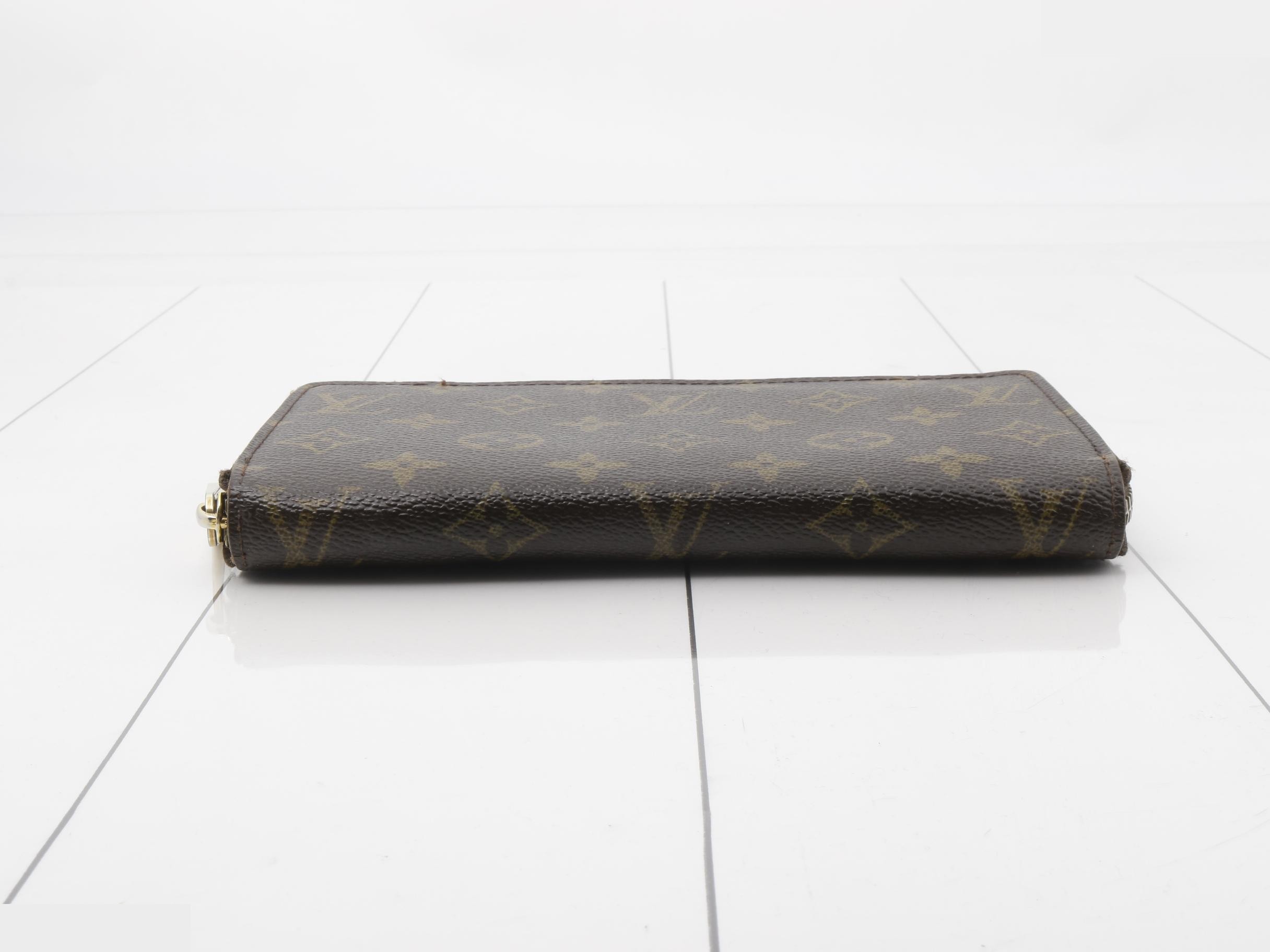 Monogram Zippy Wallet Round Zipper Long Wallet — view 3