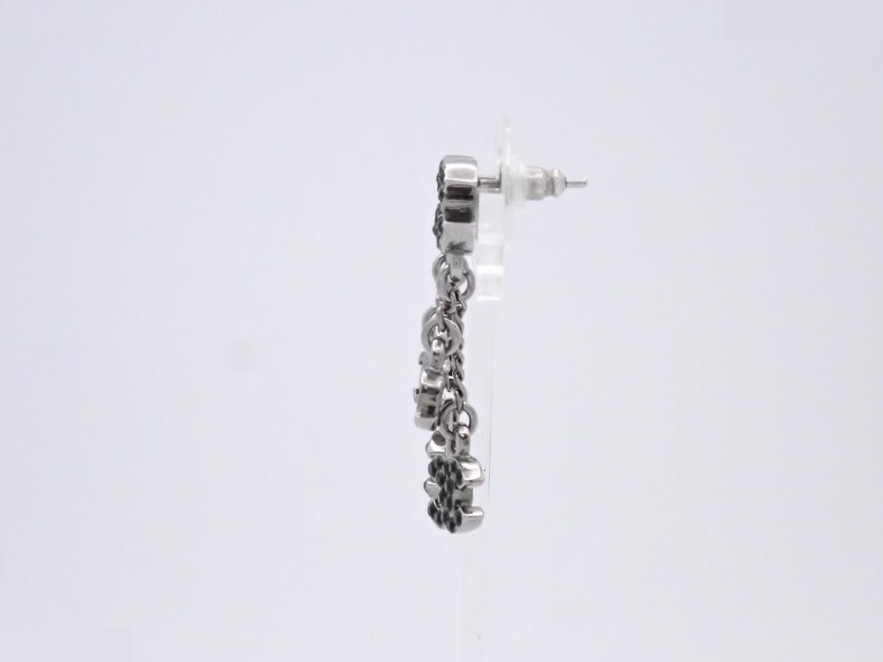 earrings, model 09P, triple Coco Mark design, black stone, 3cm in height. — view 3