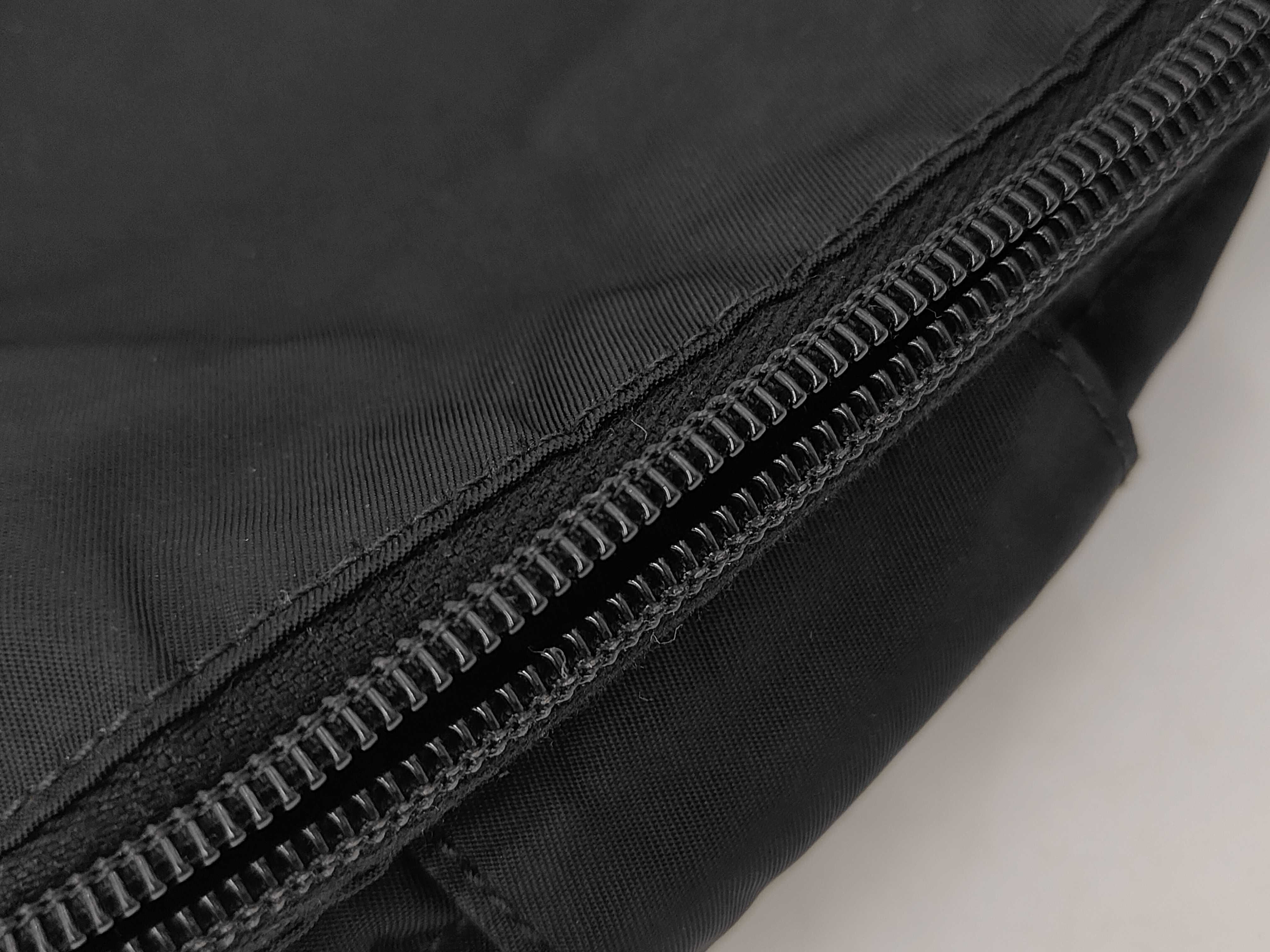 Body Bag Shoulder Bag — view 11