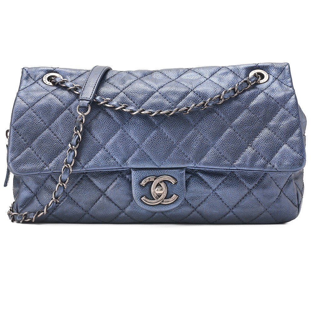 Caviar leather matelassé single flap chain shoulder bag