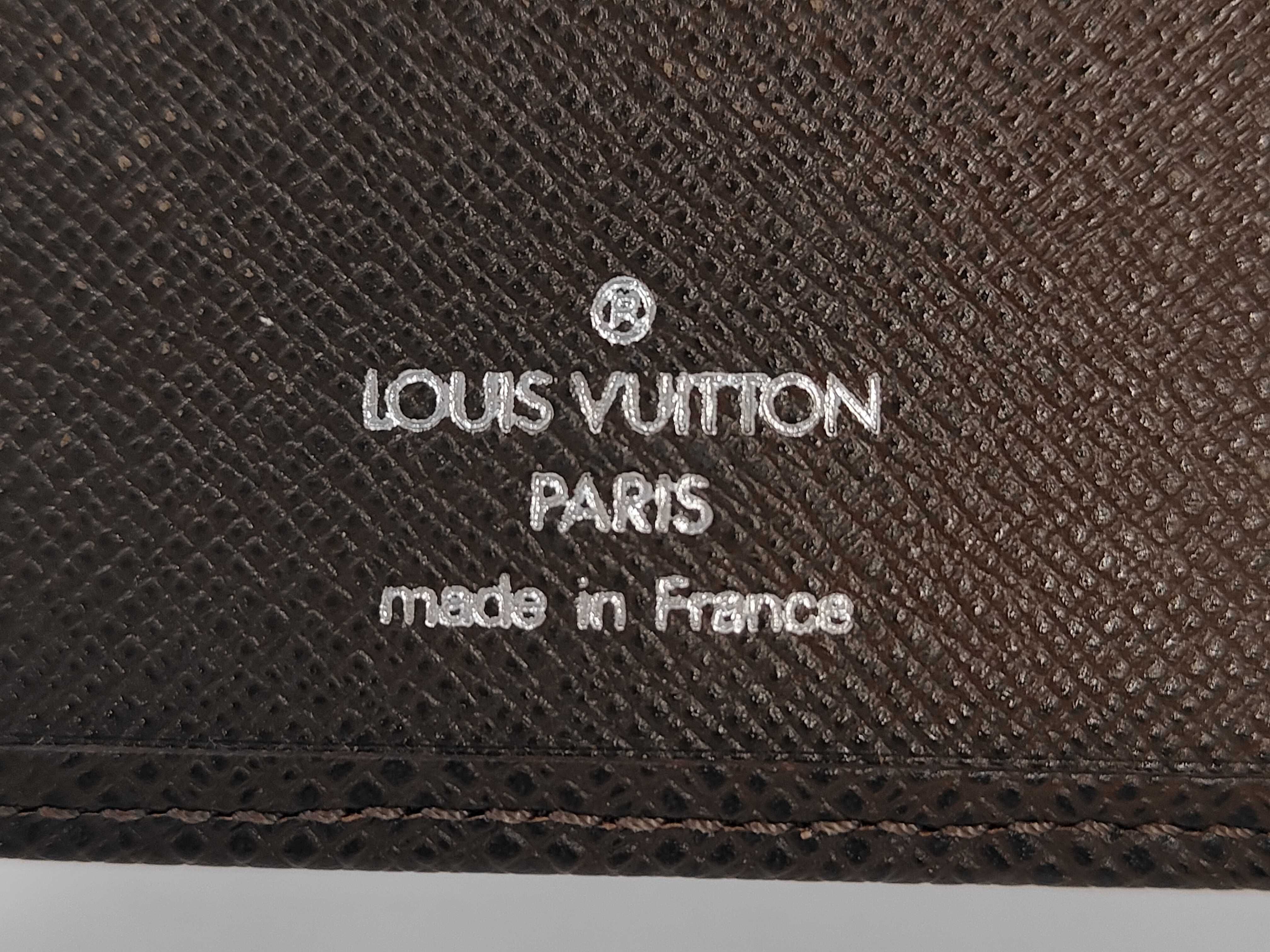 Taiga Louis Vuitton Taiga Portefeuille 3 Cartes Credit Grizzly VI0085 Wallet — view 5