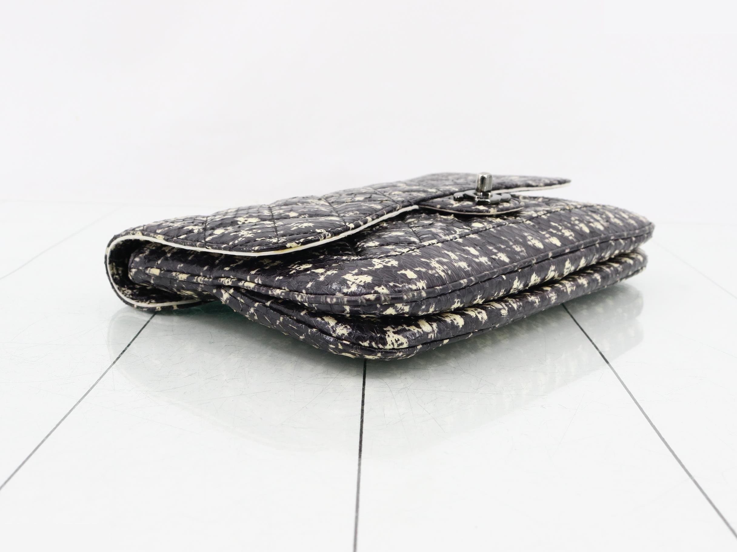 Matelassé Tweed Chain Shoulder Bag — view 5