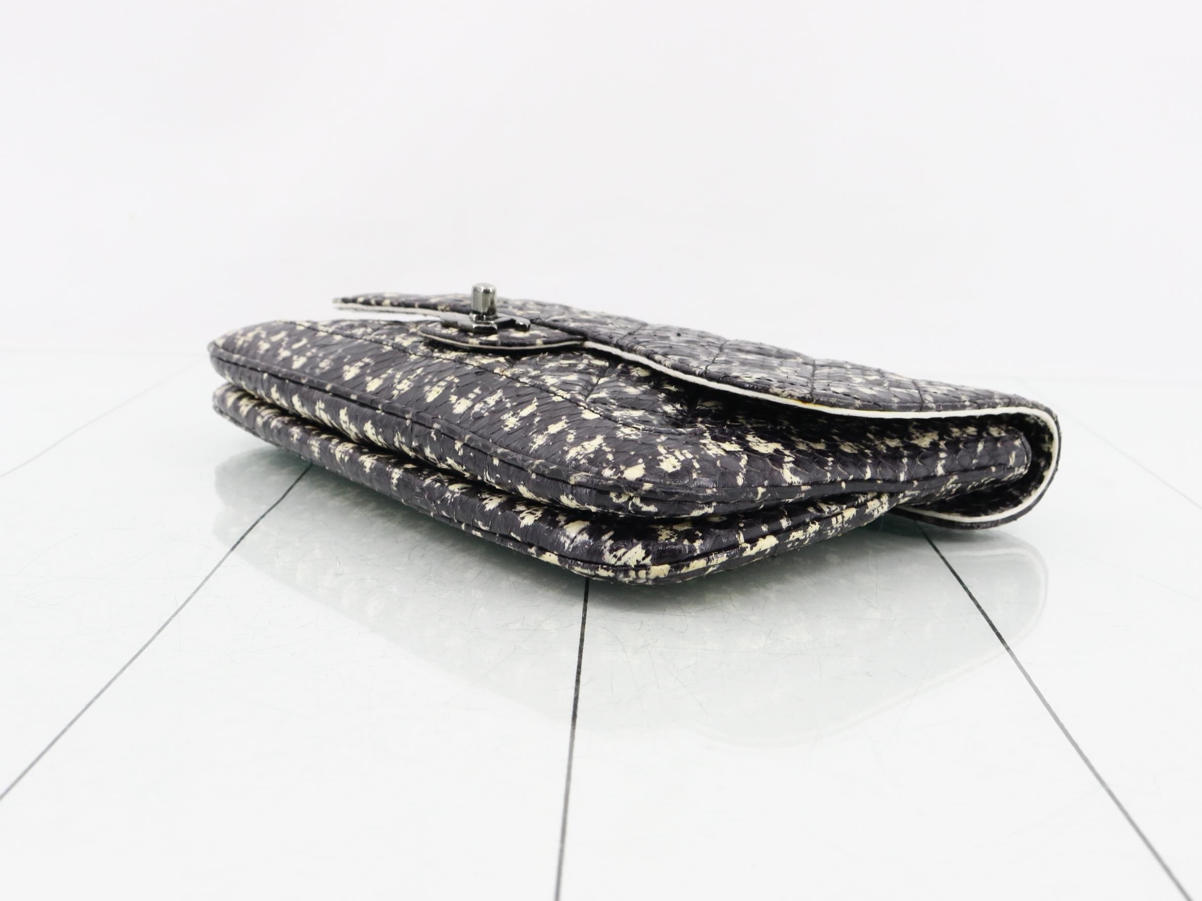 Matelassé Tweed Chain Shoulder Bag — view 6