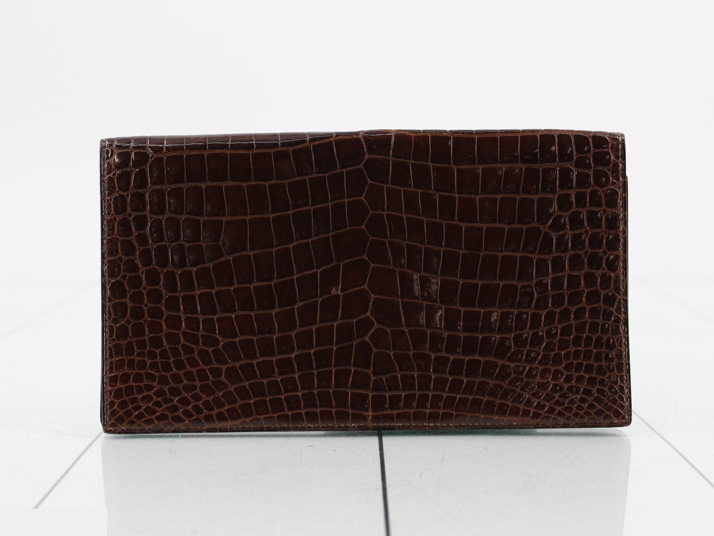 long wallet