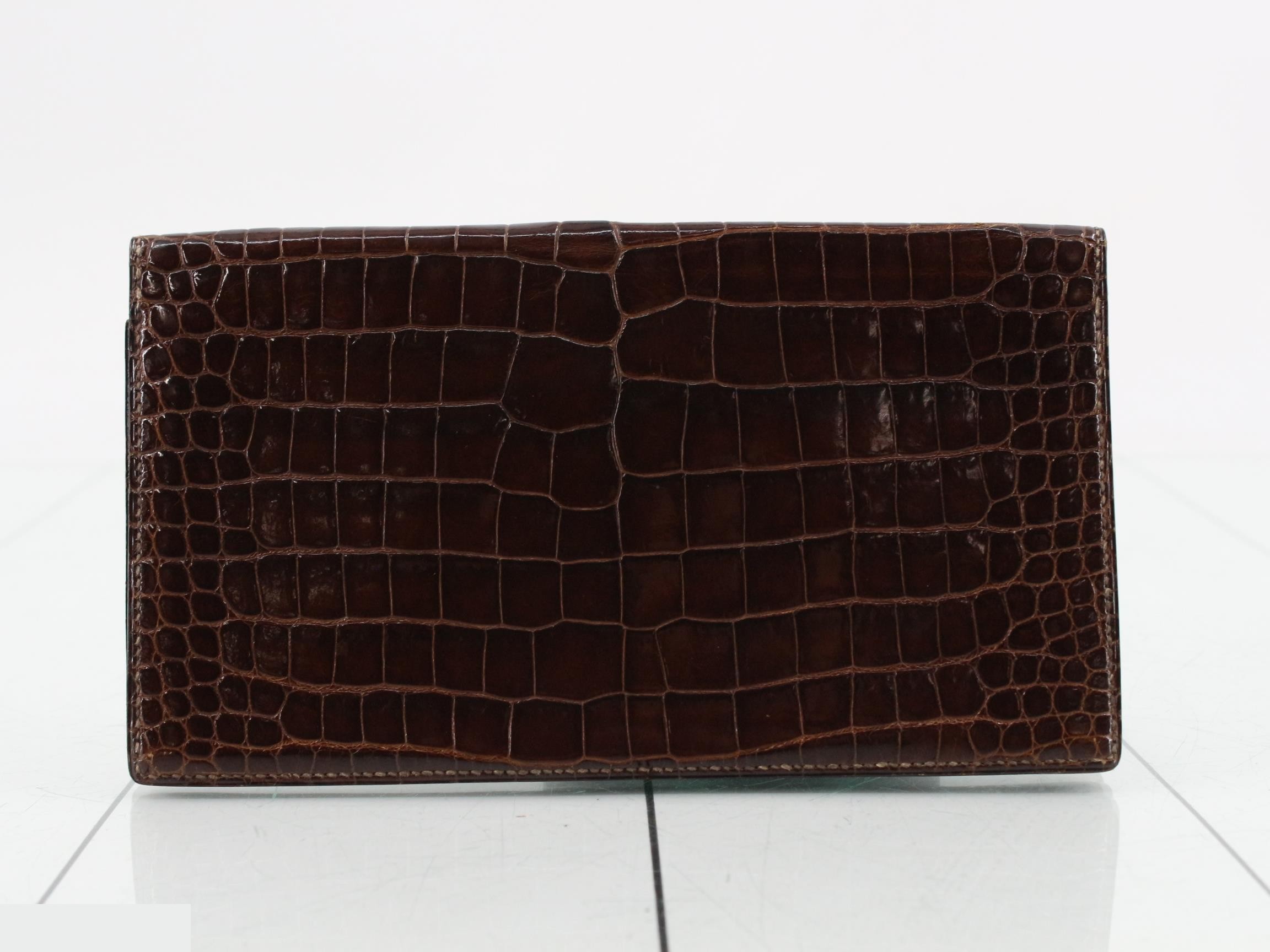 long wallet — view 2