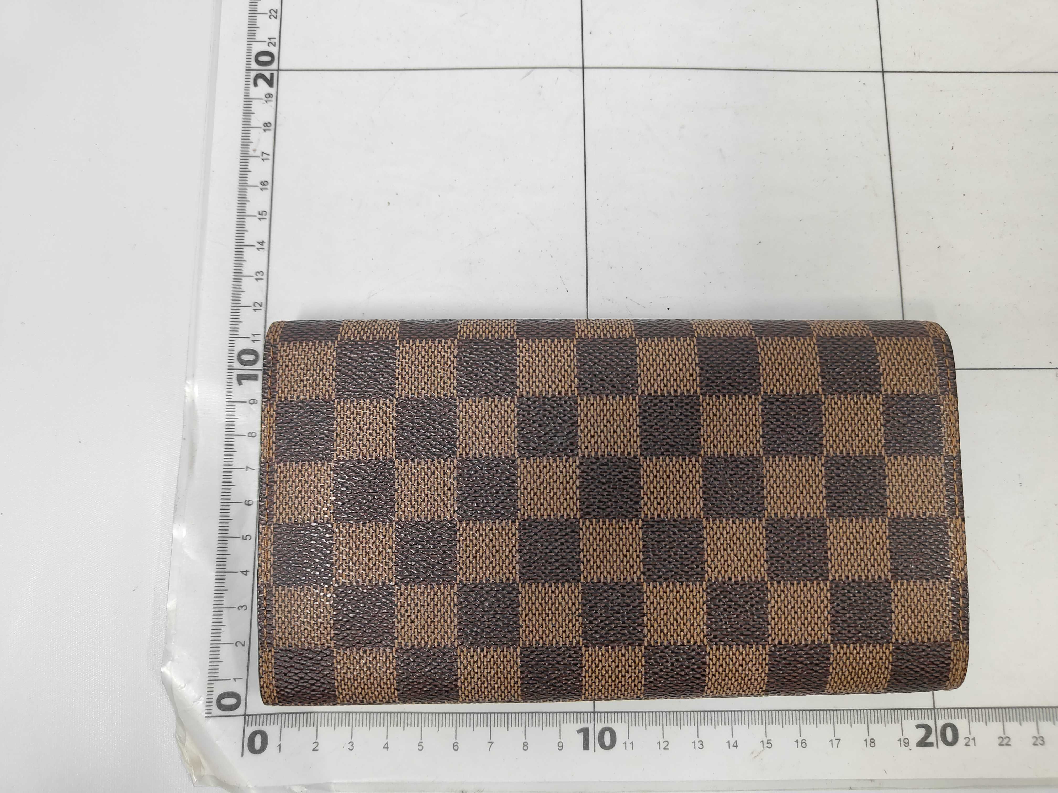 Damier / Portefeuille International / N61217 / TH0046 / Long Wallet / PVC Wallet — view 2