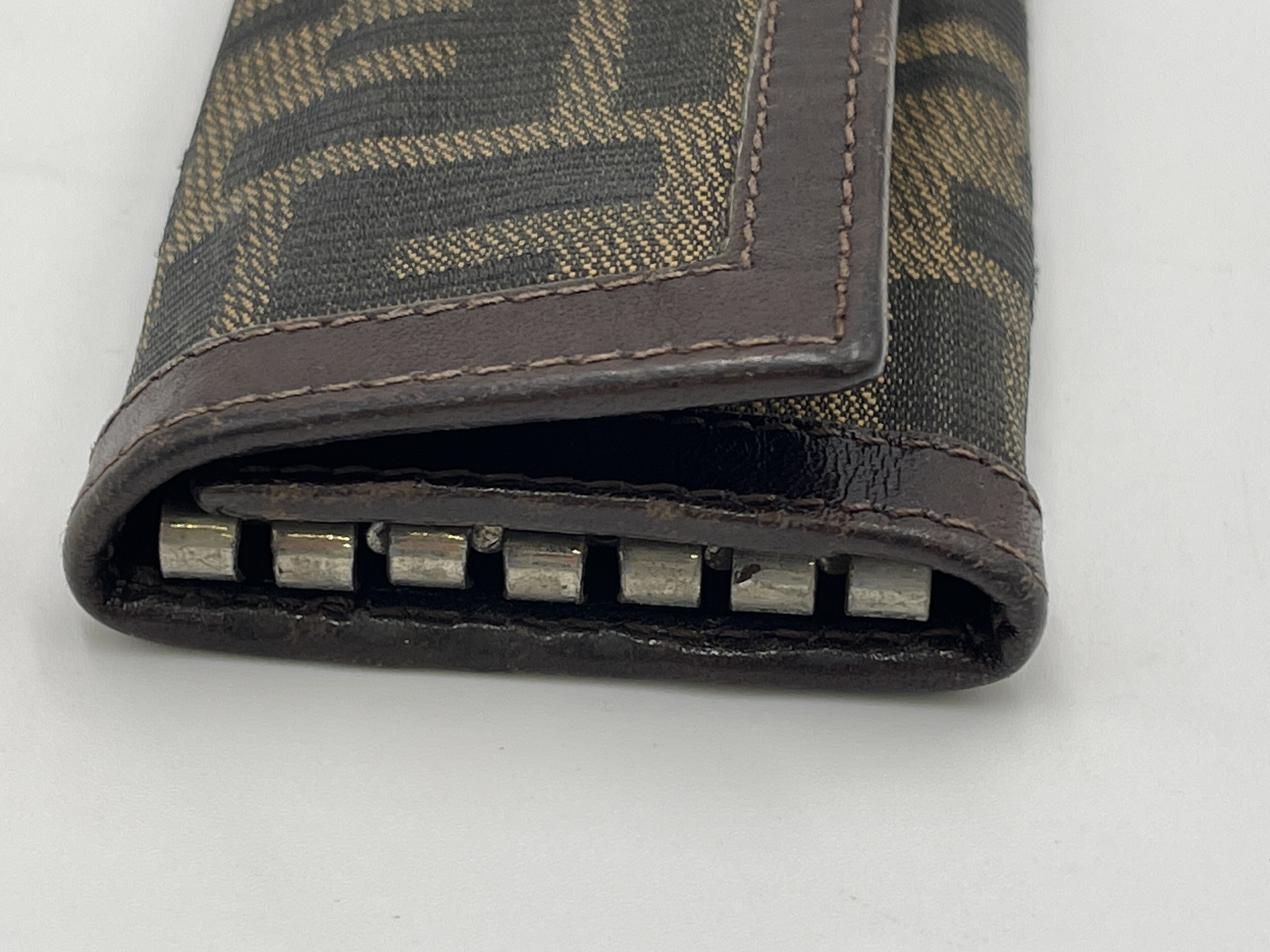 2356-10163-009 Key Case/Keychain — view 6