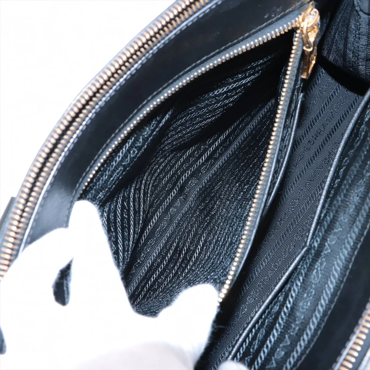 Saffiano Galleria Leather 2-Way Handbag, Black — view 11