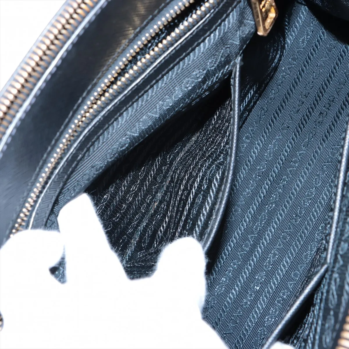 Saffiano Galleria Leather 2-Way Handbag, Black — view 12