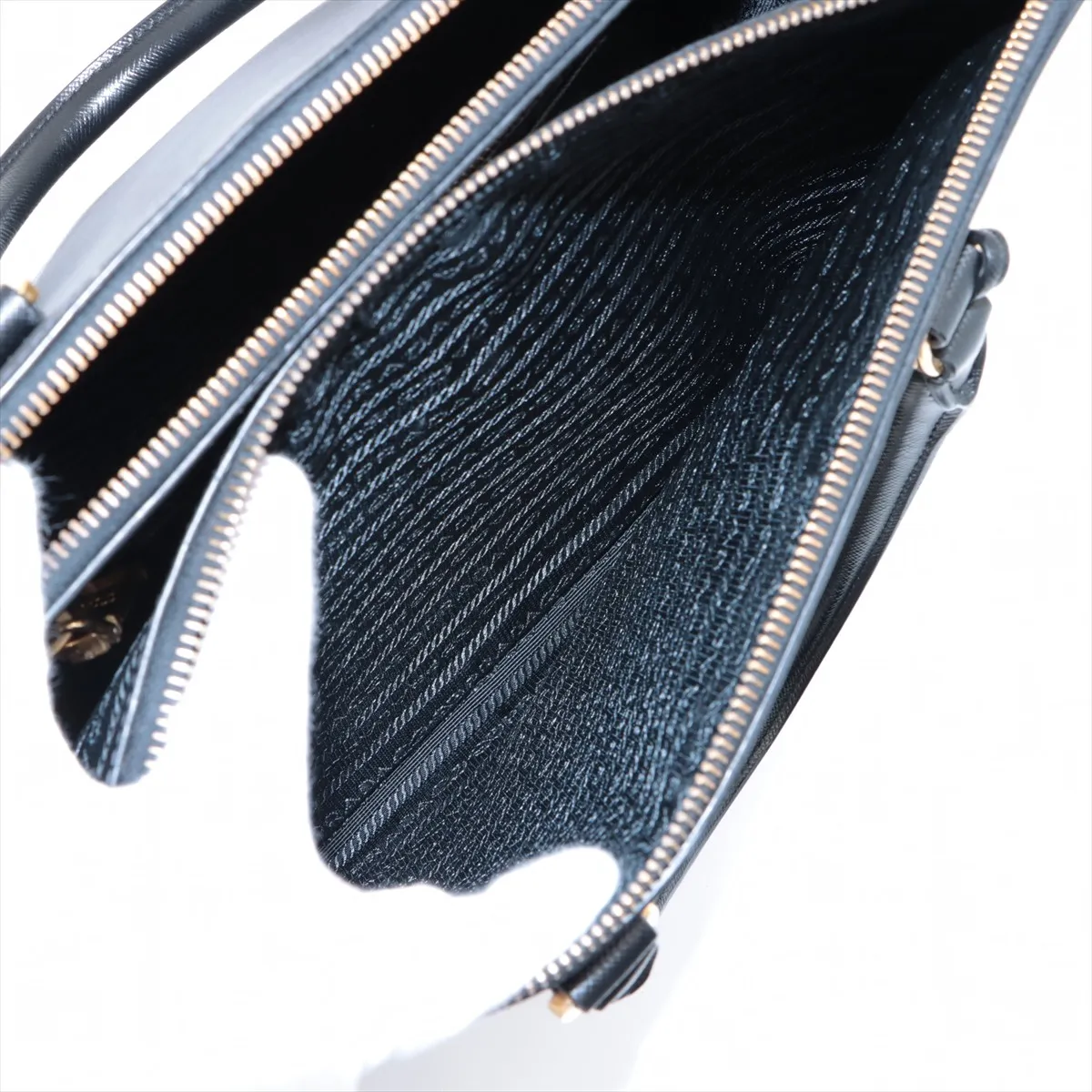 Saffiano Galleria Leather 2-Way Handbag, Black — view 10