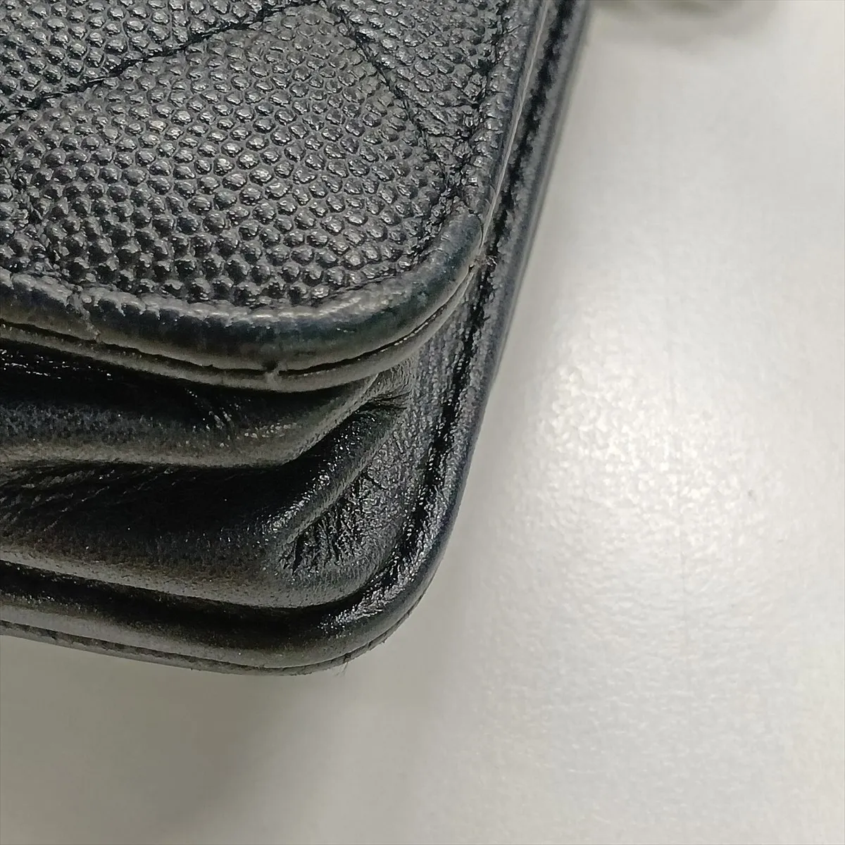 CC Filigree Caviar Skin Chain Wallet, Black with Gold Hardware, 28807709, serial number in the 28 range. — view 13