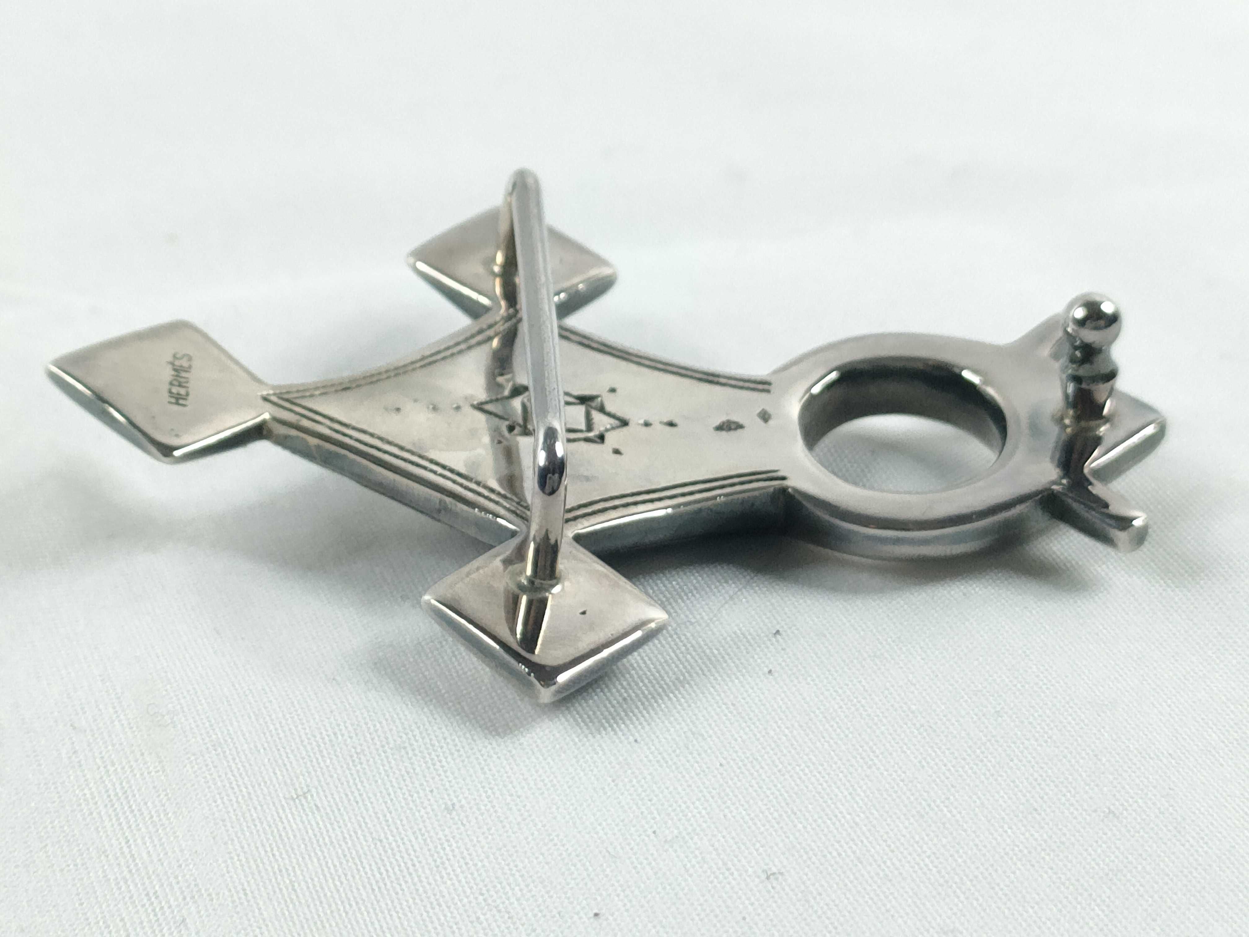 belt buckle and other accessories — view 4