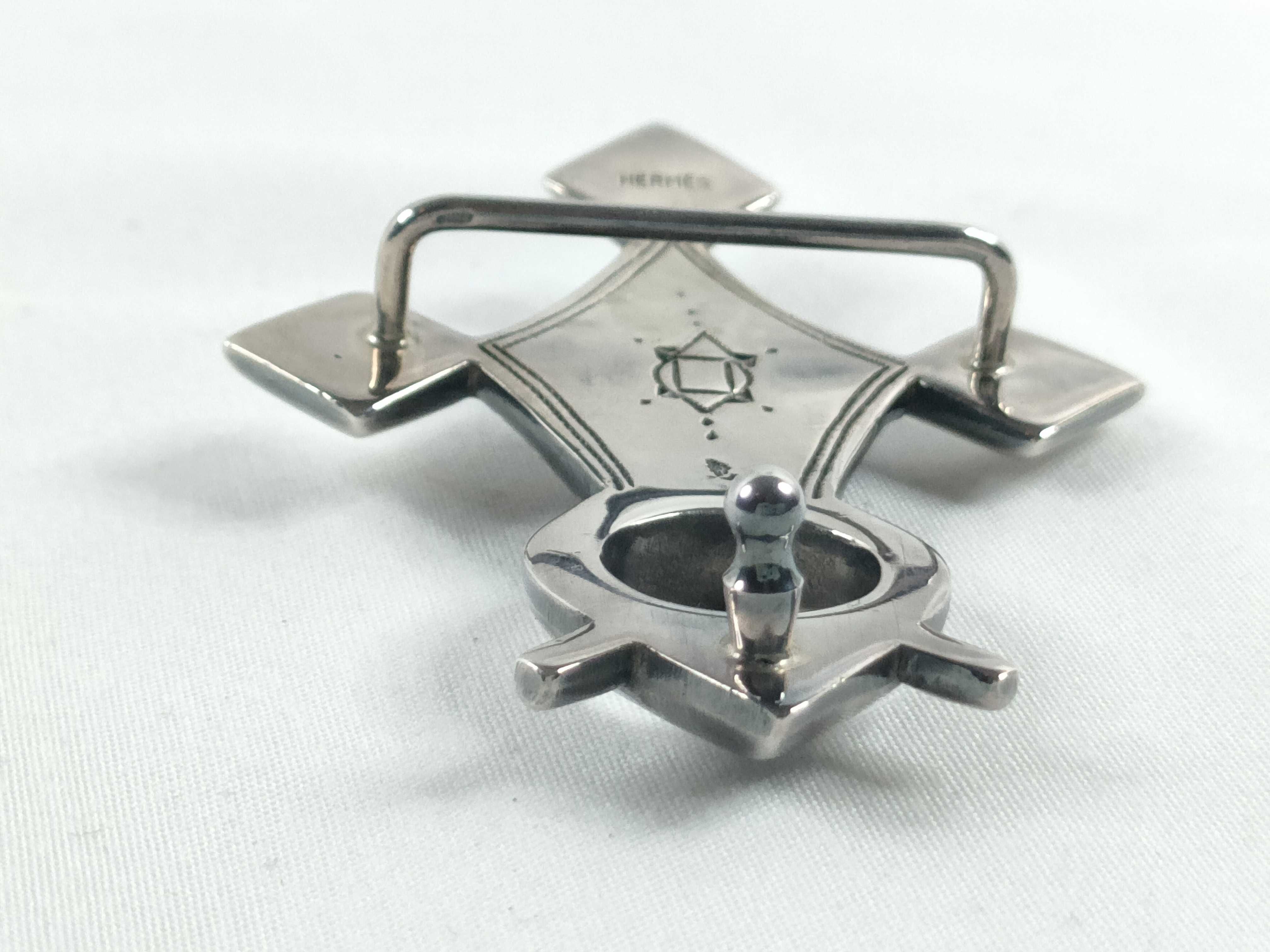 belt buckle and other accessories — view 5
