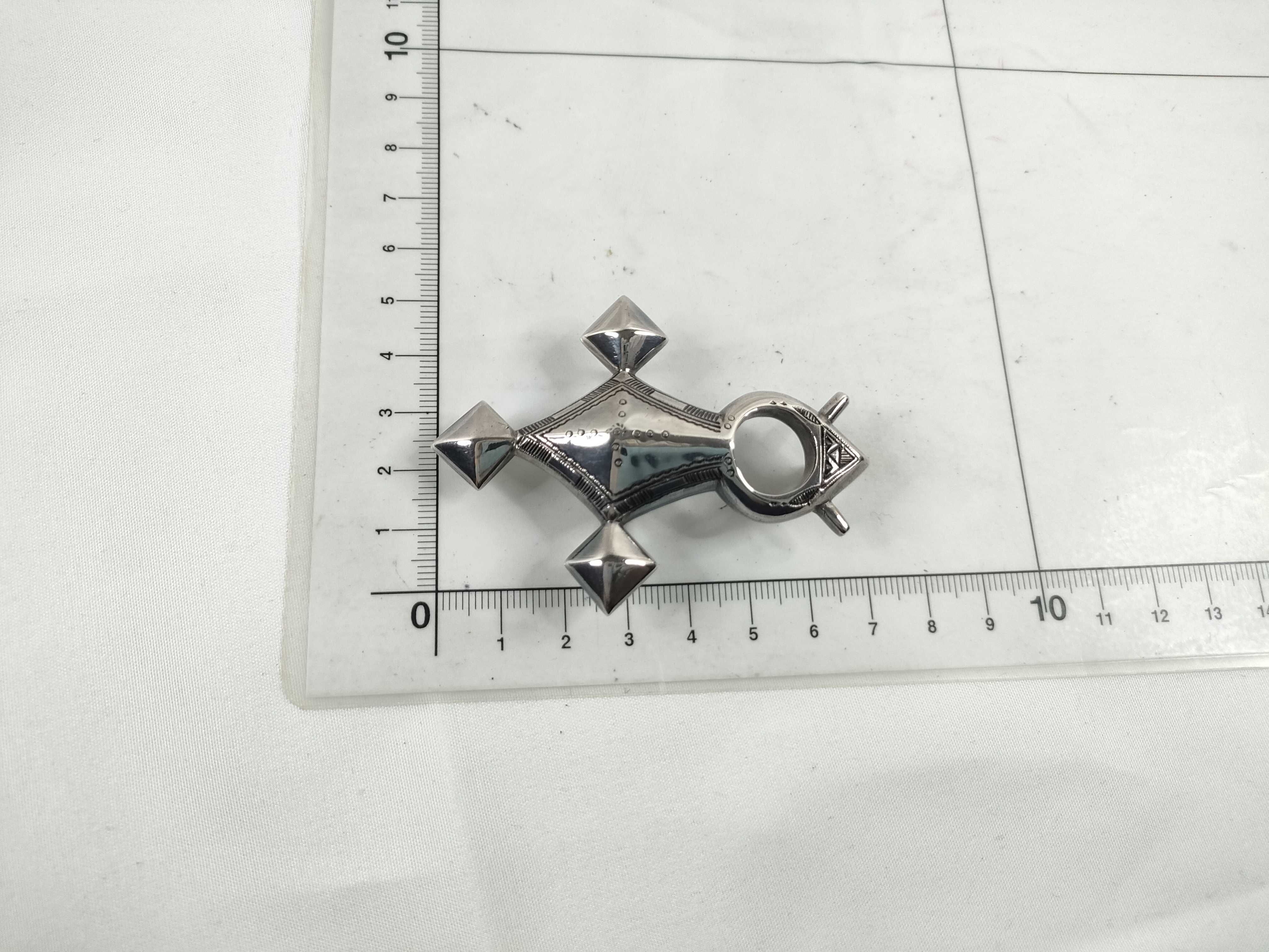 belt buckle and other accessories — view 9