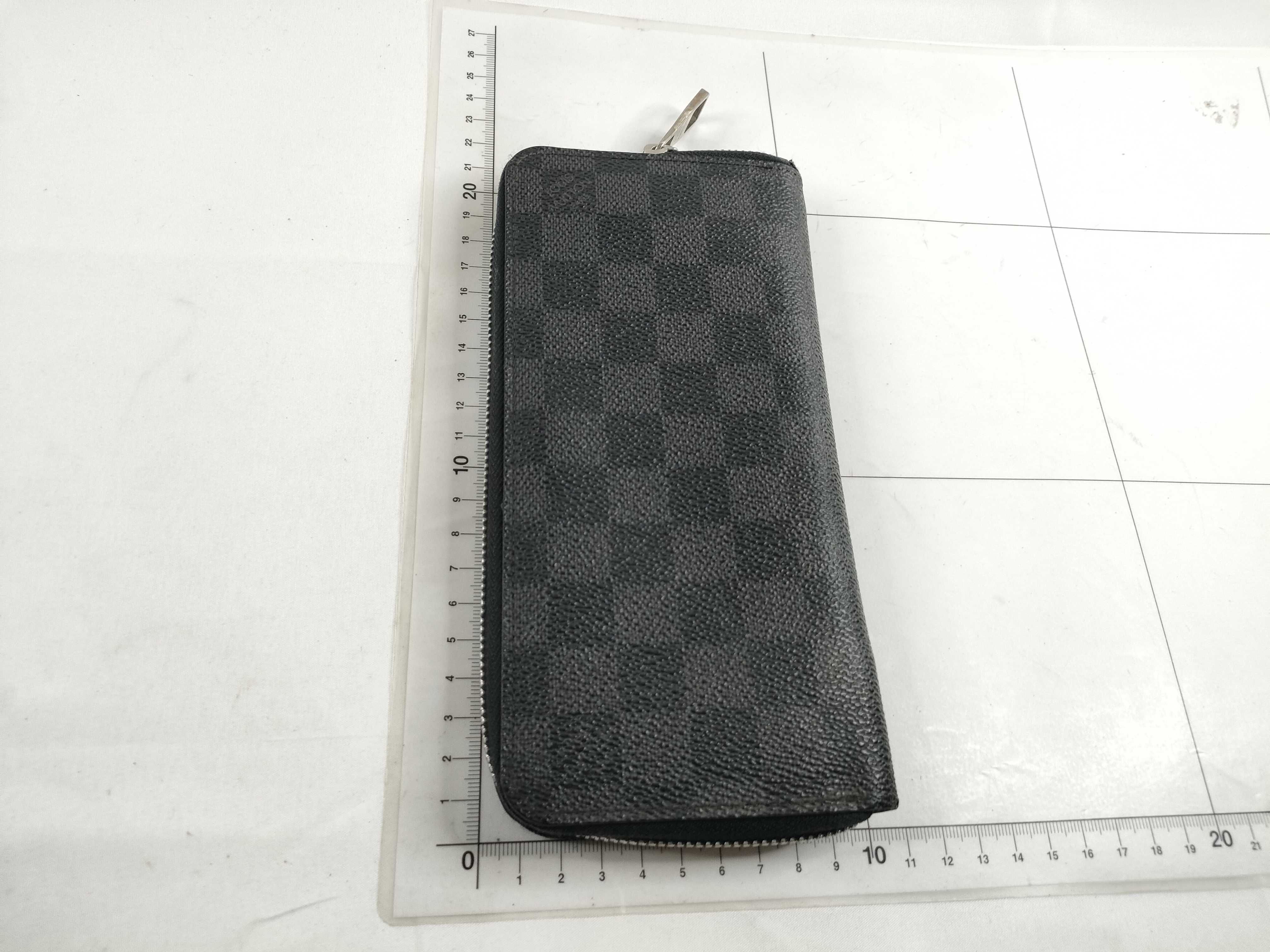 Damier Graphite Zippy Wallet Vertical N63095 Wallet — view 2