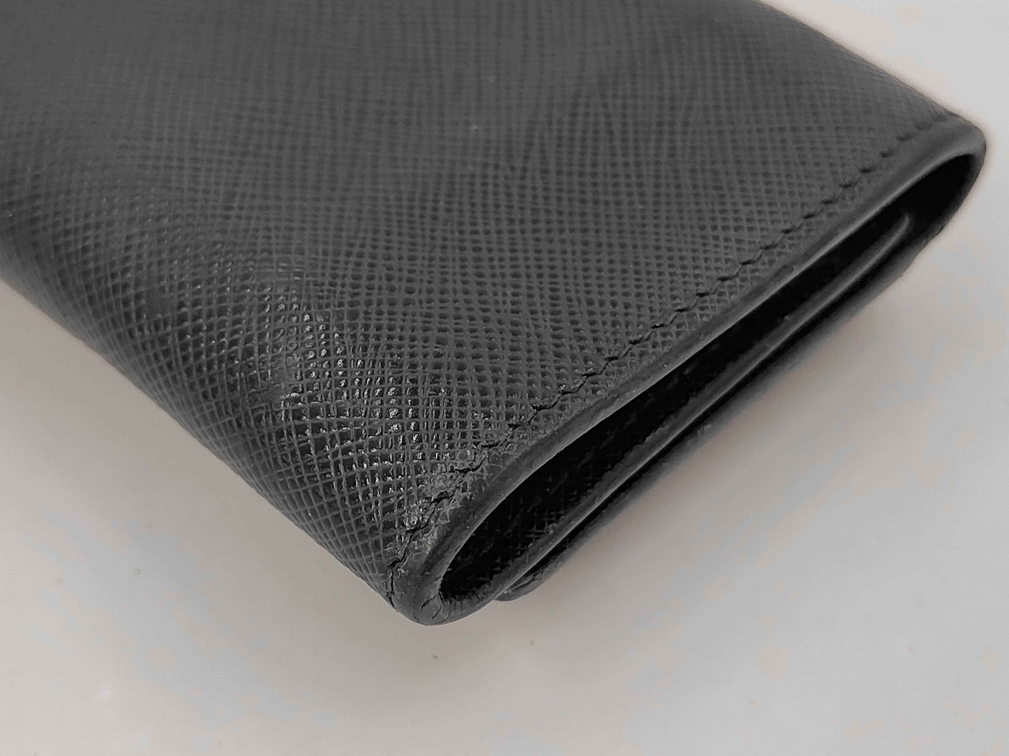 wallet — view 3