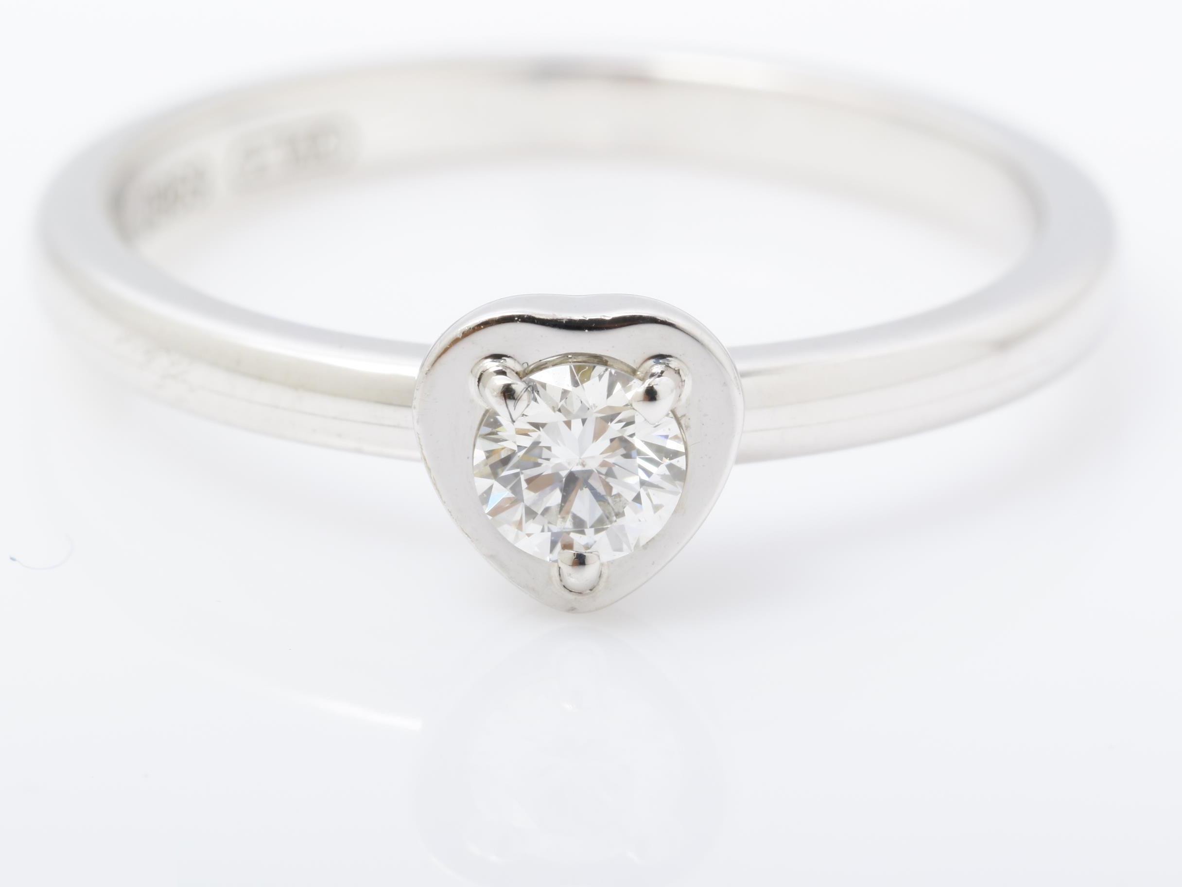 750WG Diamant Léger 1PD Heart Ring 2.6g #49 — view 2