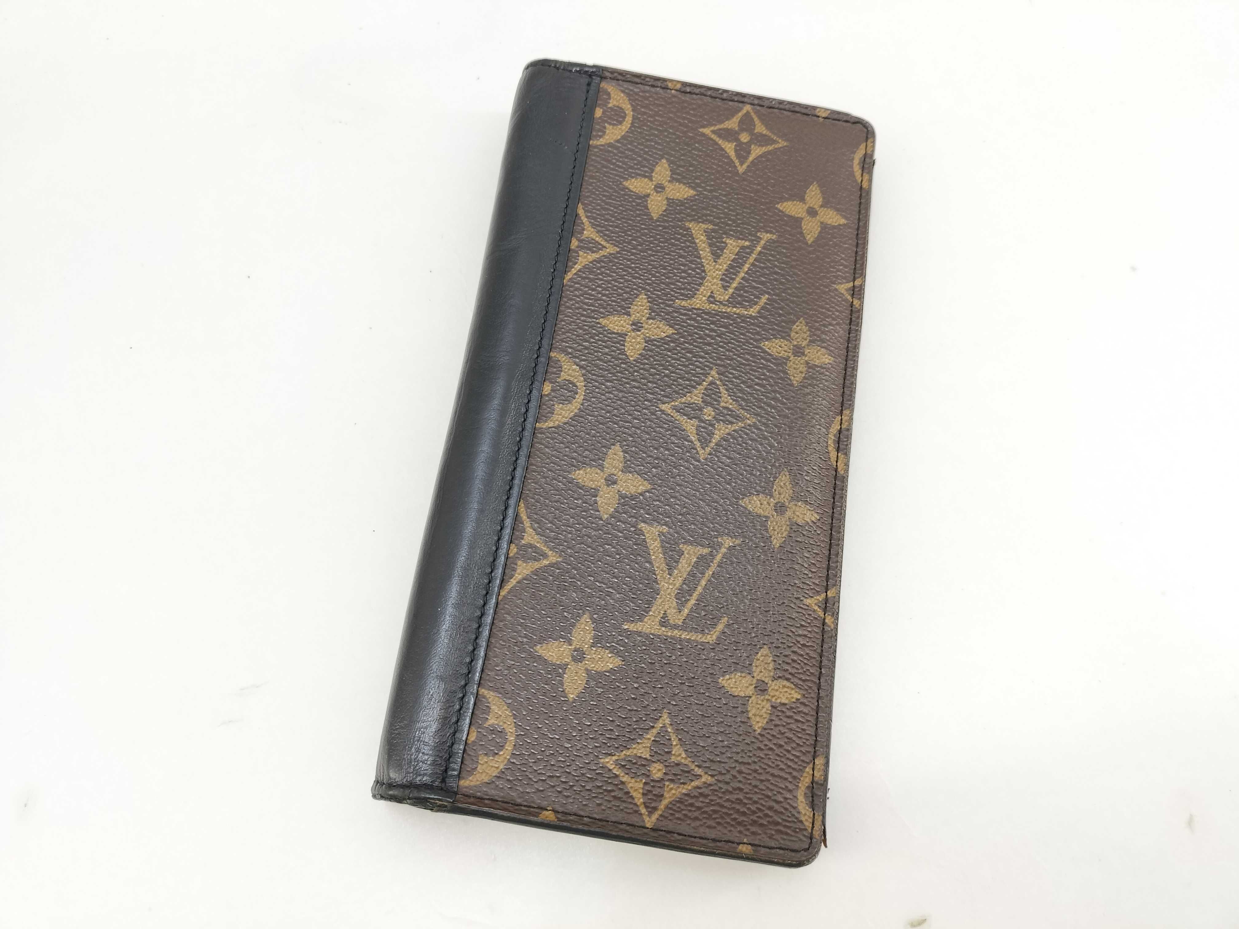 Monogram Macassar Louis Vuitton Portefeuille Brazza Monogram Macassar Bi-fold Long Wallet Leather M69410 Wallet