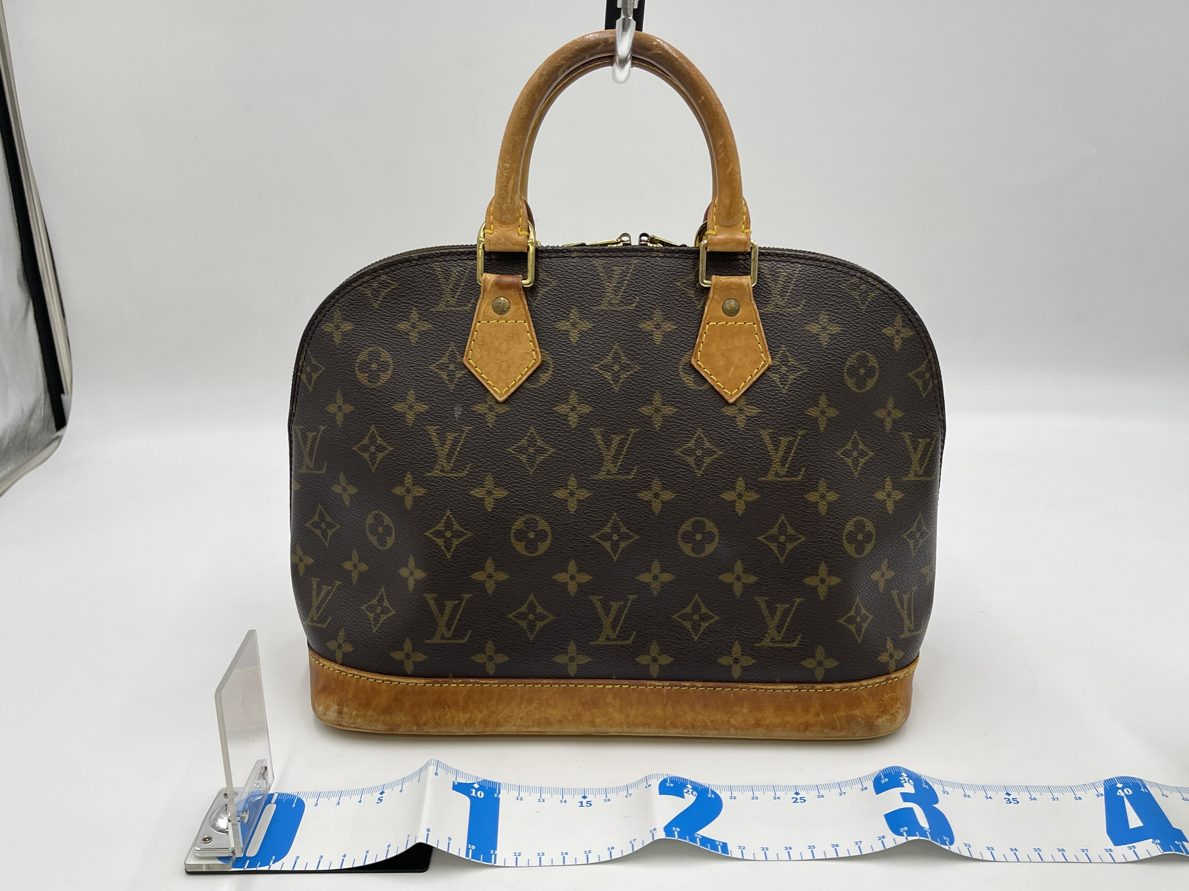 Monogram Alma PM M51130 VI0977 Handbag — view 2