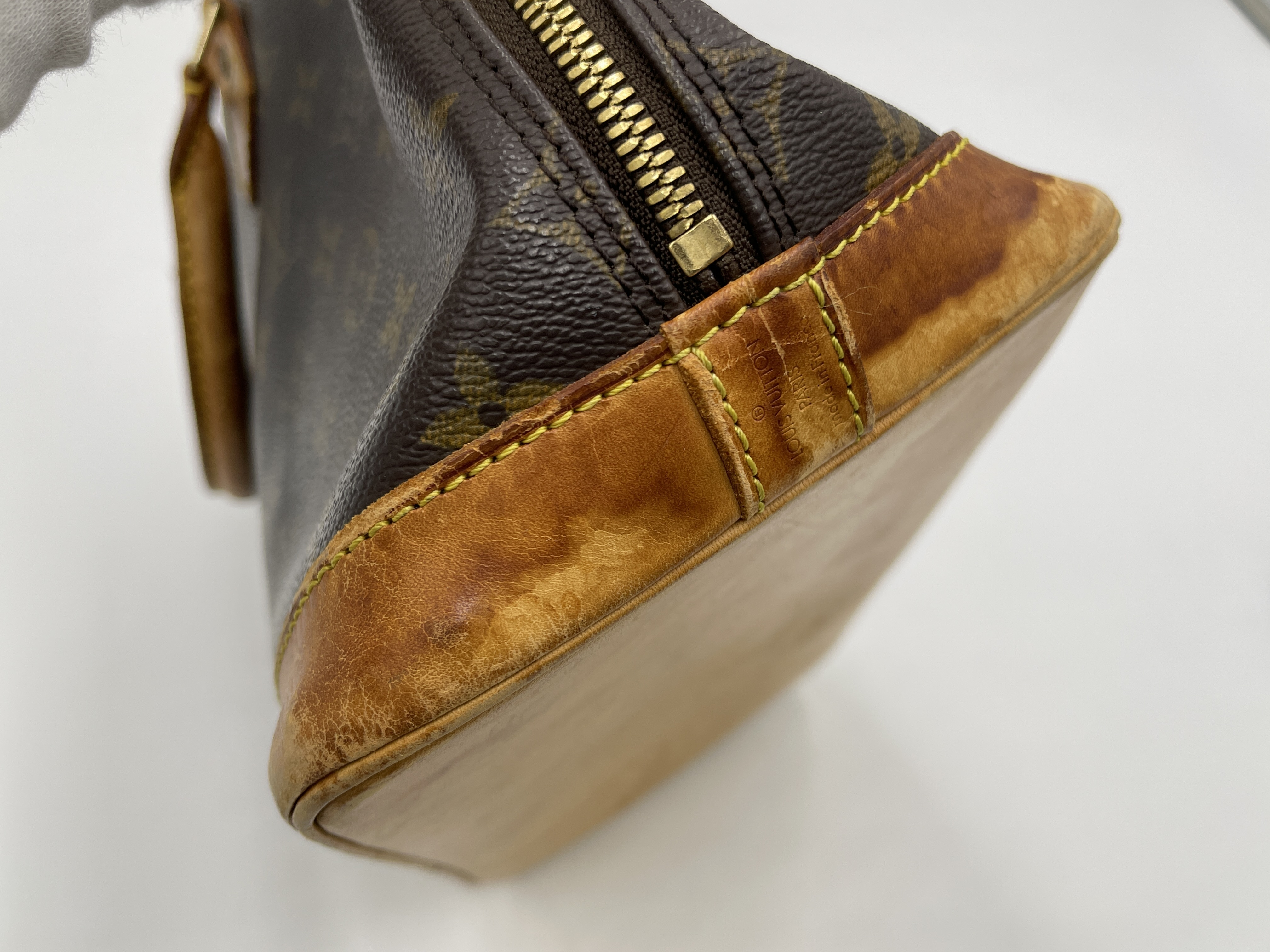 Monogram Alma PM M51130 VI0977 Handbag — view 10