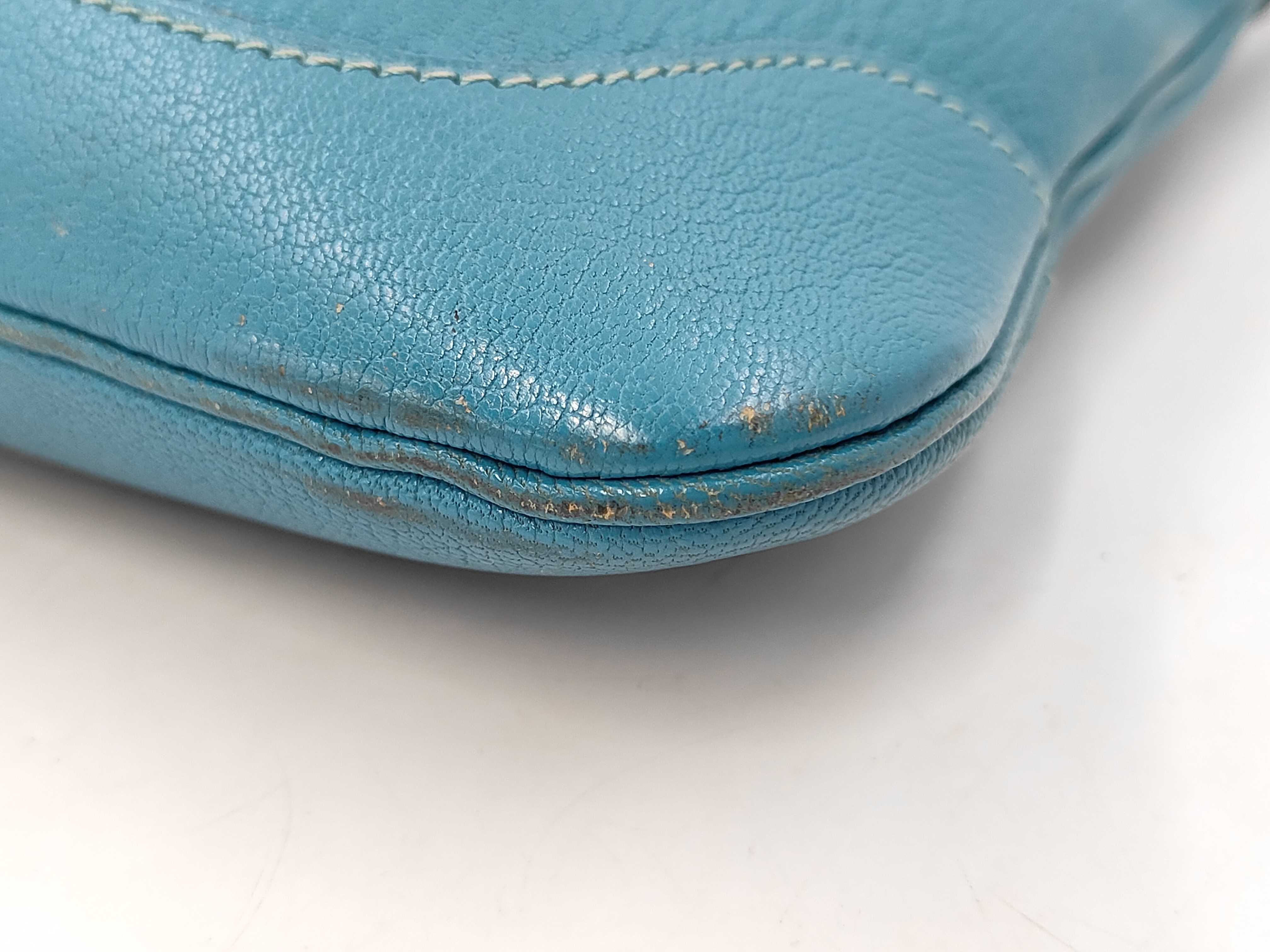 Trim 31 Blue Jean Shoulder Bag — view 4