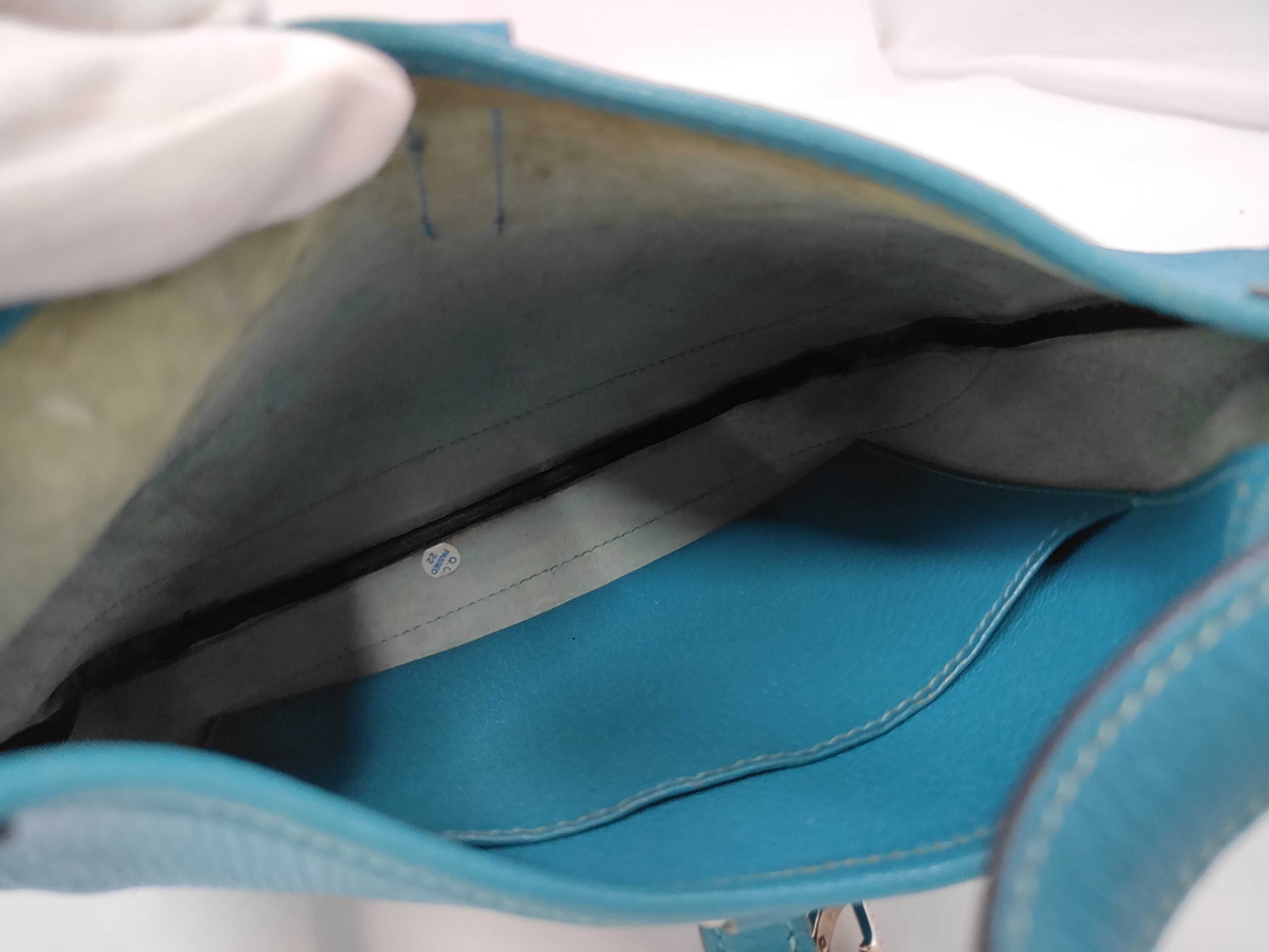 Trim 31 Blue Jean Shoulder Bag — view 6
