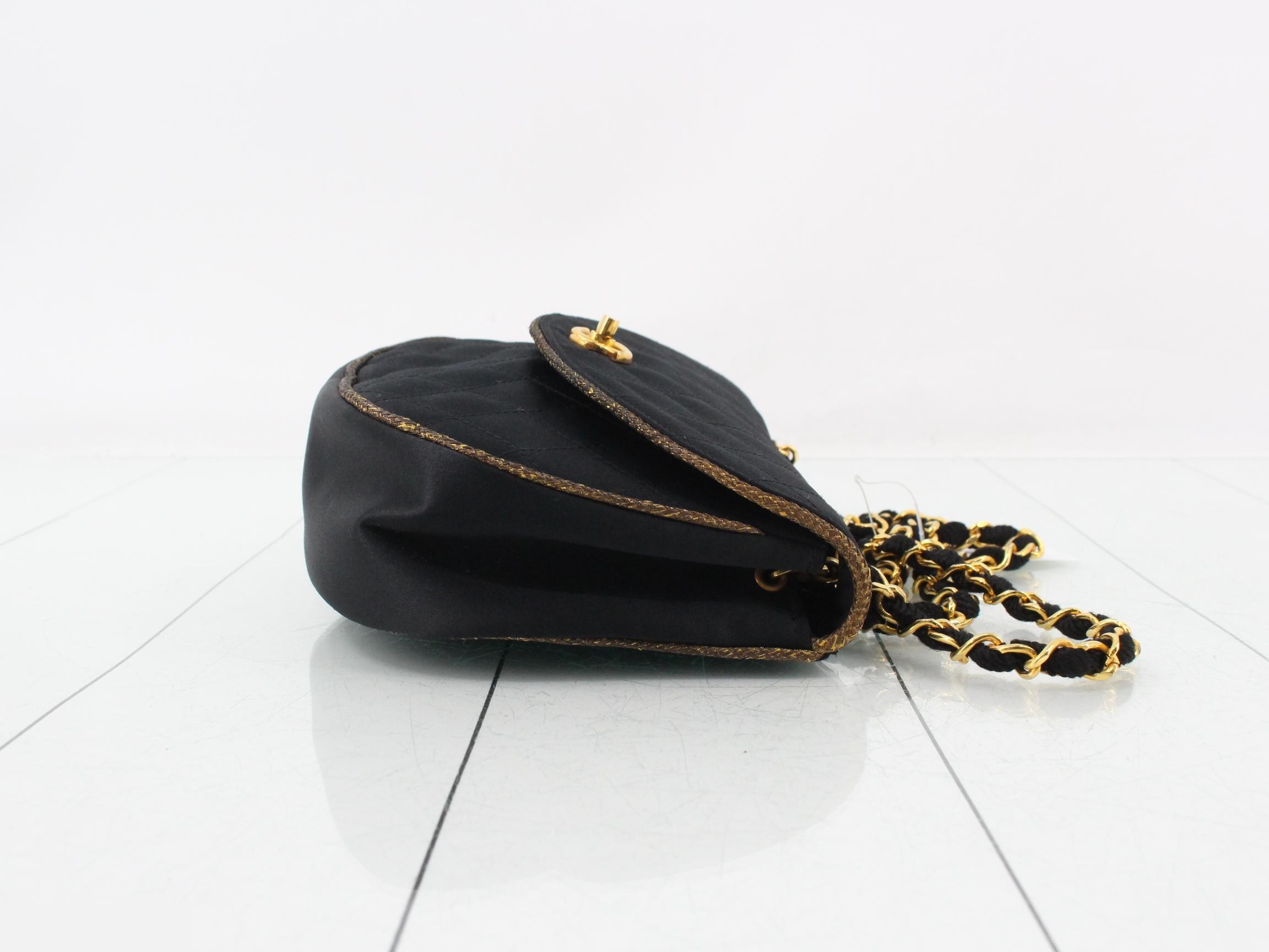 Matelassé (bag) - Shoulder bag — view 3