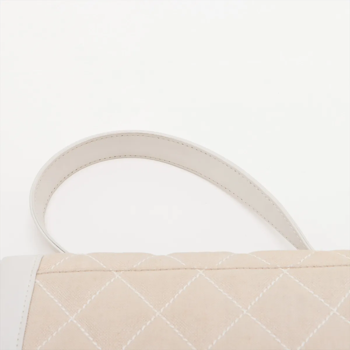 Matelasse canvas x leather handbag wild stitch beige x white gold hardware 9906938 9th series — view 6