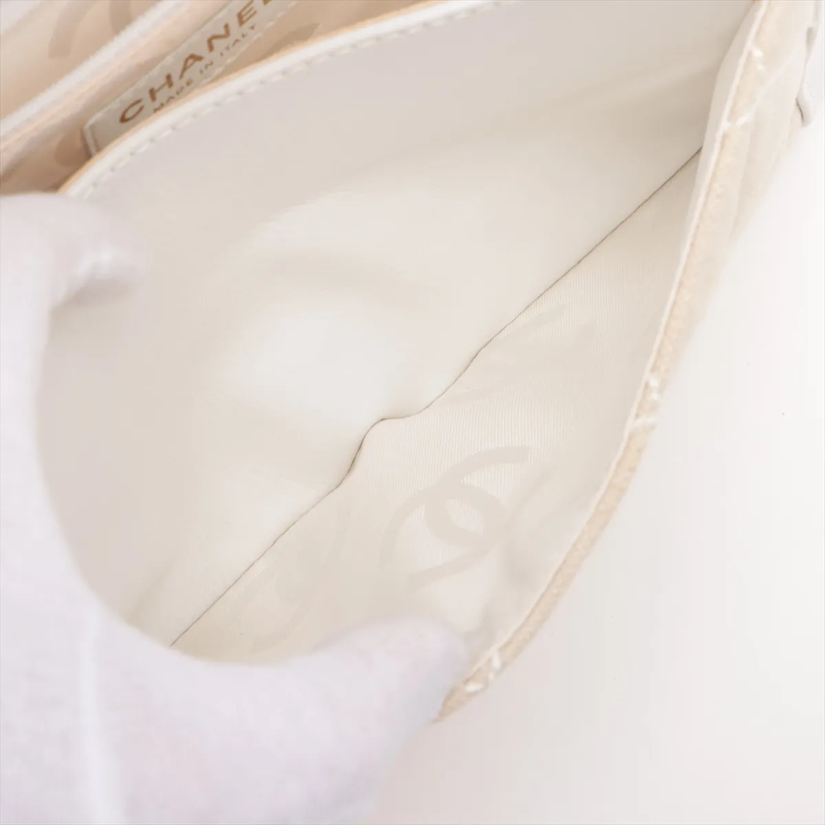 Matelasse canvas x leather handbag wild stitch beige x white gold hardware 9906938 9th series — view 8