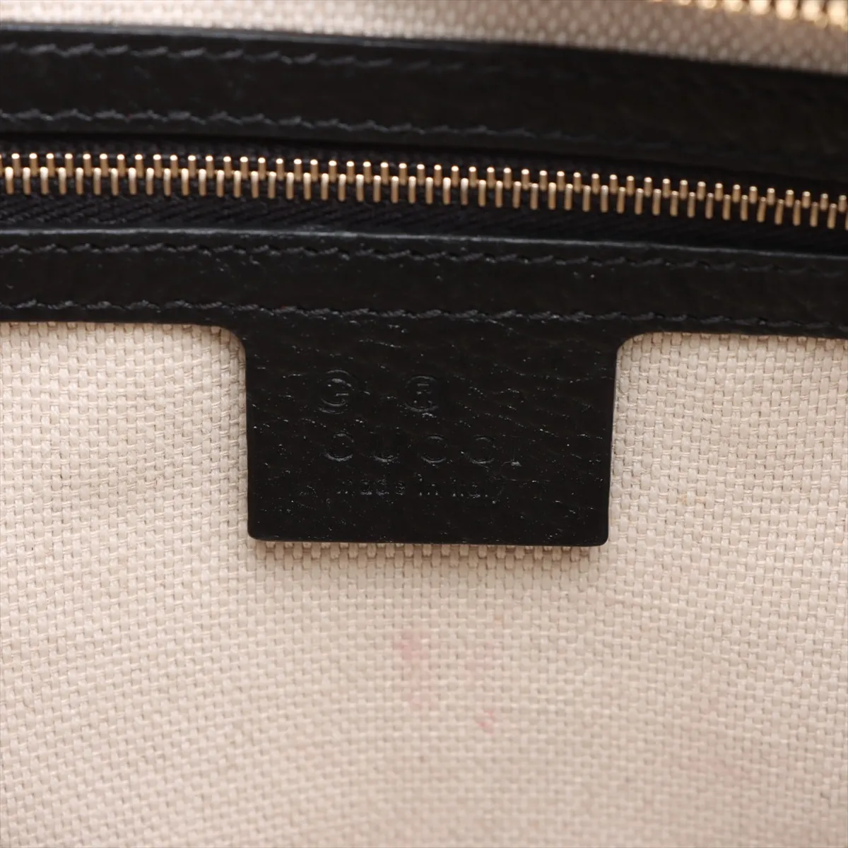 Soho Leather 2-Way Handbag, Black, 607722 (Outlet) — view 10