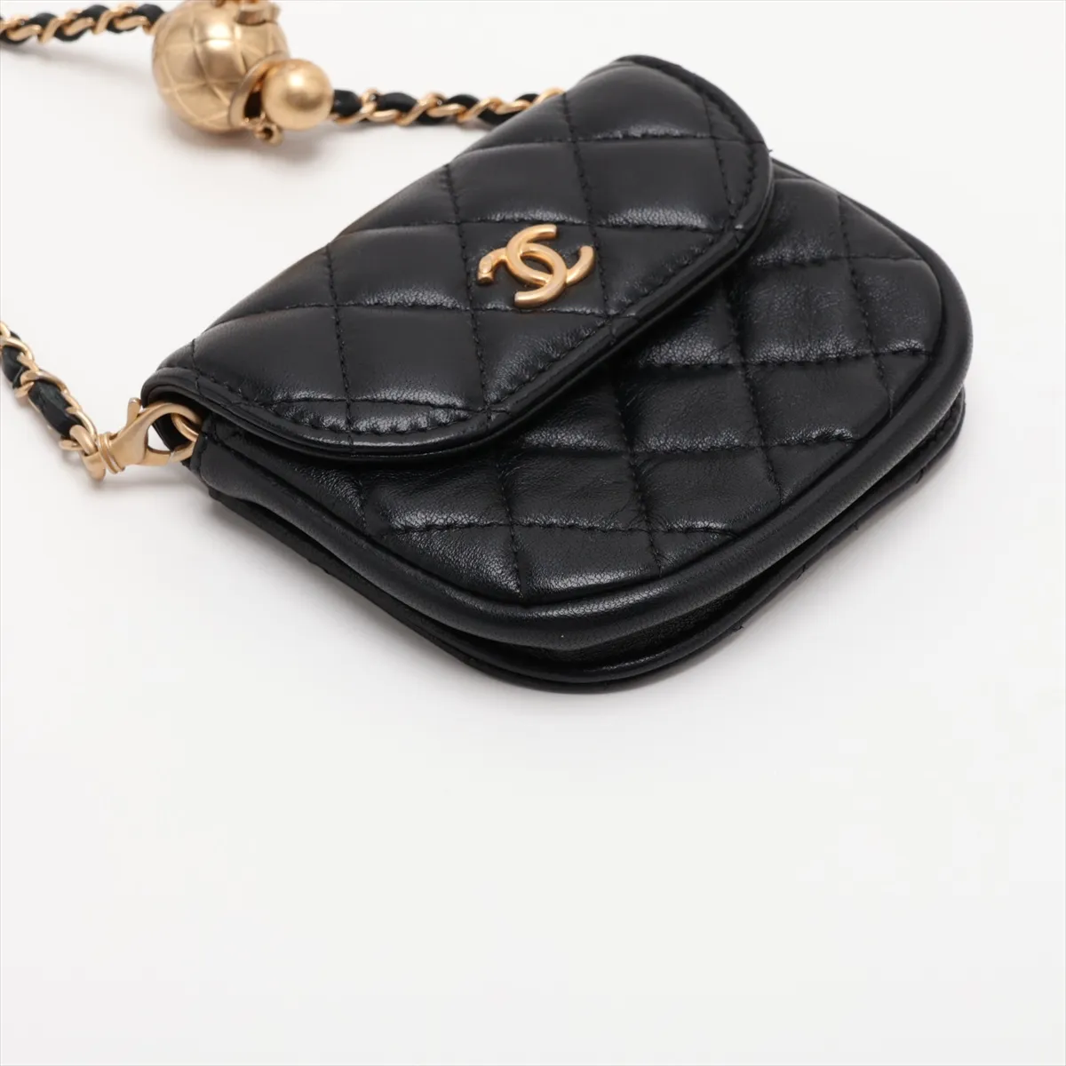 Matelassé Lambskin Chain Shoulder Bag, Black with Gold Hardware, 29955196, Serial Number 29 — view 4
