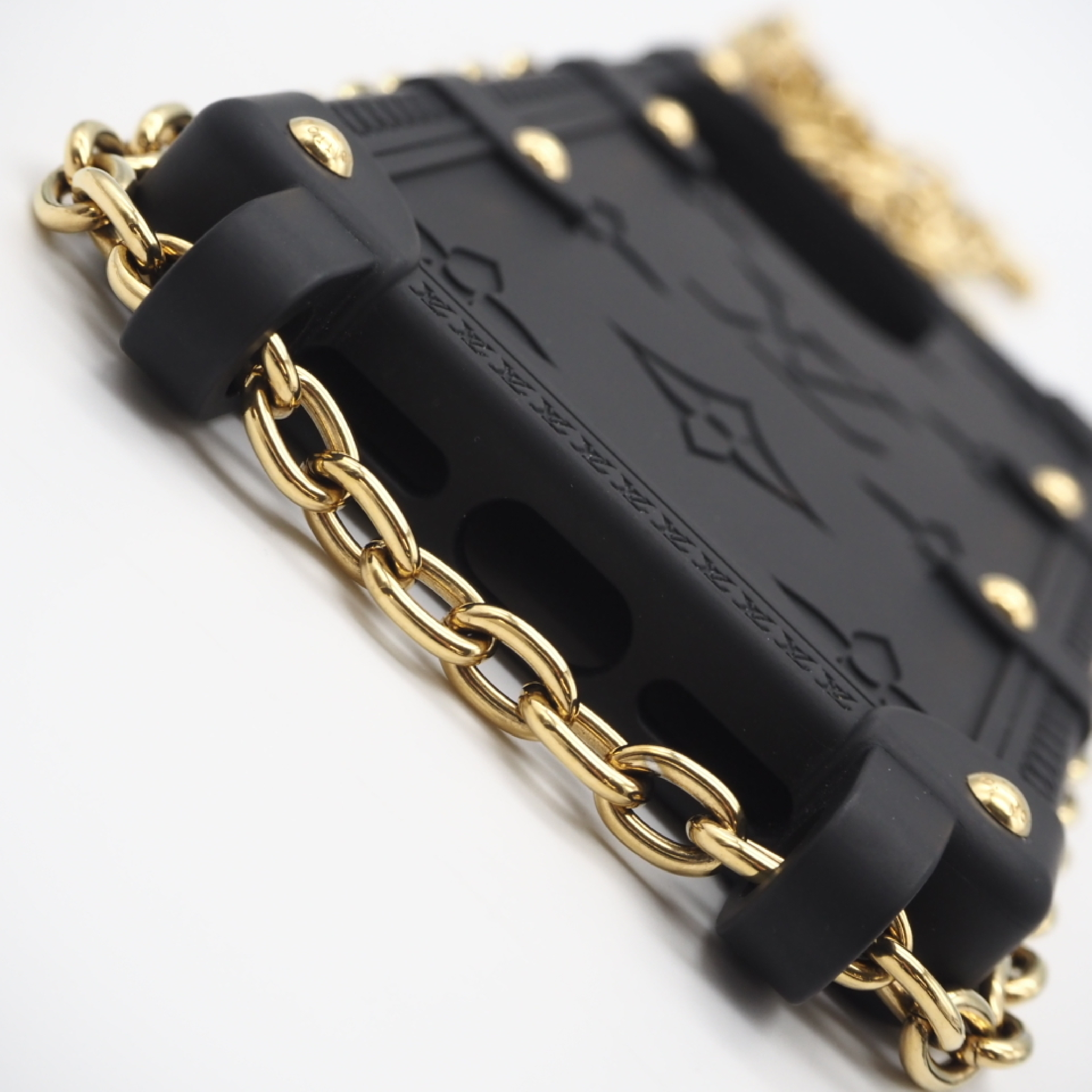 M81997 Monogram Li Trunk iPhone 14 Pro Noir (Black) with dust bag and box. Other accessories. — view 9