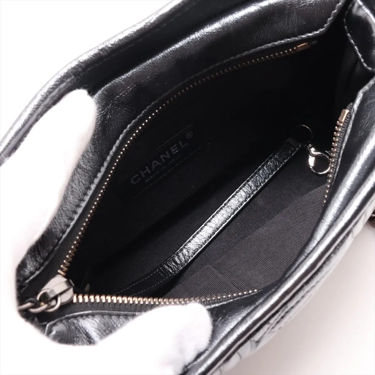 Gabrielle de Chanel Vintage Calfskin Chain Shoulder Bag, Gray with Gold and Silver Hardware, Item Number 28177847 (Serial Number in the 28 range) — view 6