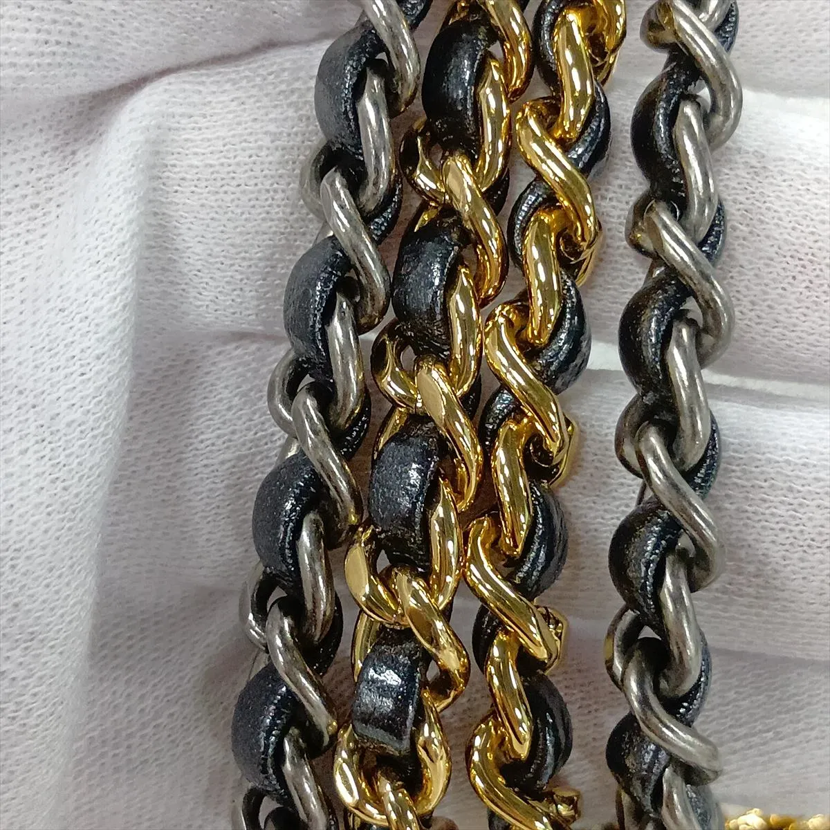 Gabrielle de Chanel Vintage Calfskin Chain Shoulder Bag, Gray with Gold and Silver Hardware, Item Number 28177847 (Serial Number in the 28 range) — view 10