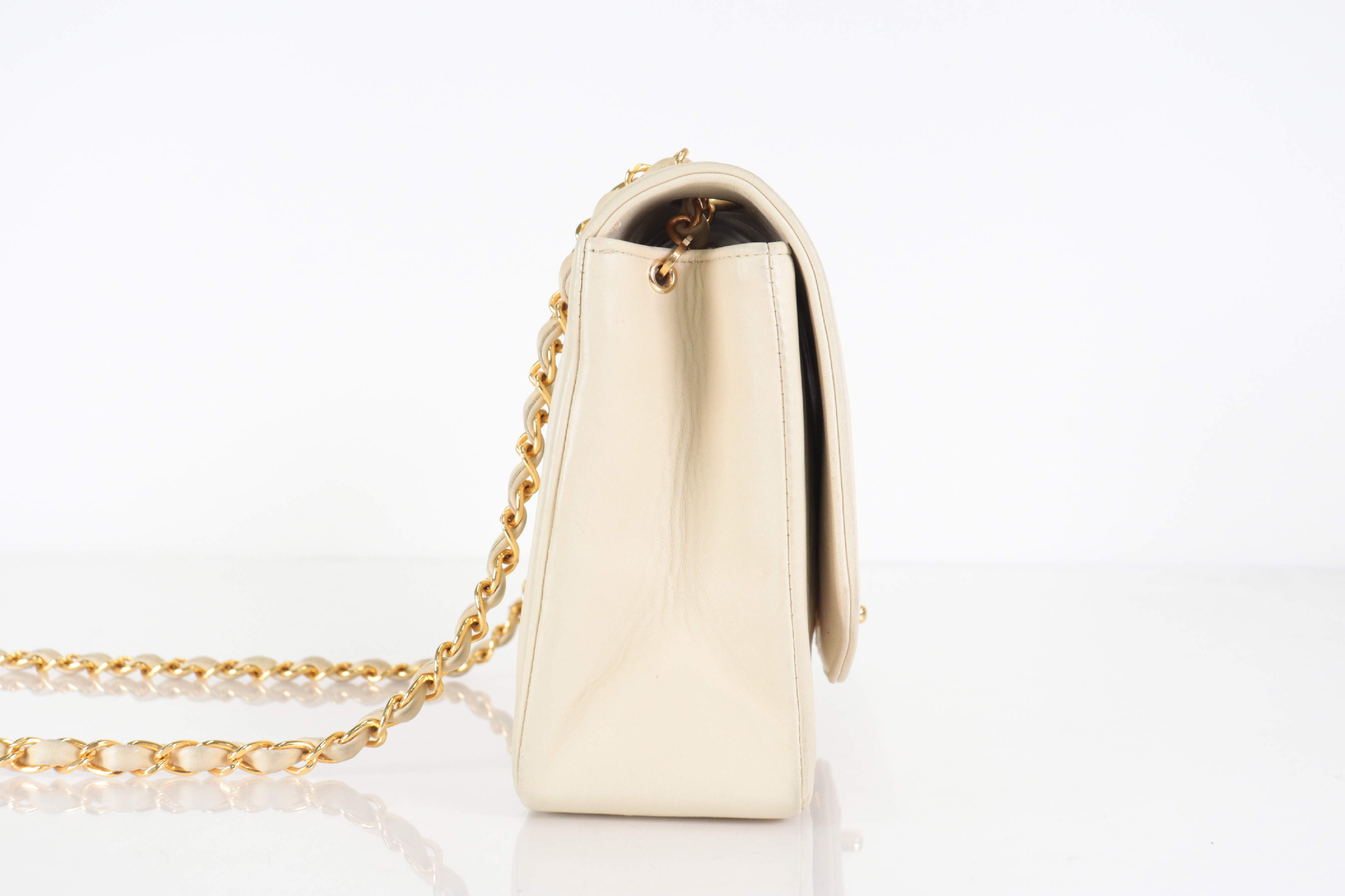 Diana 25 Lambskin Light Beige Shoulder Bag (Serial Number 2) — view 4