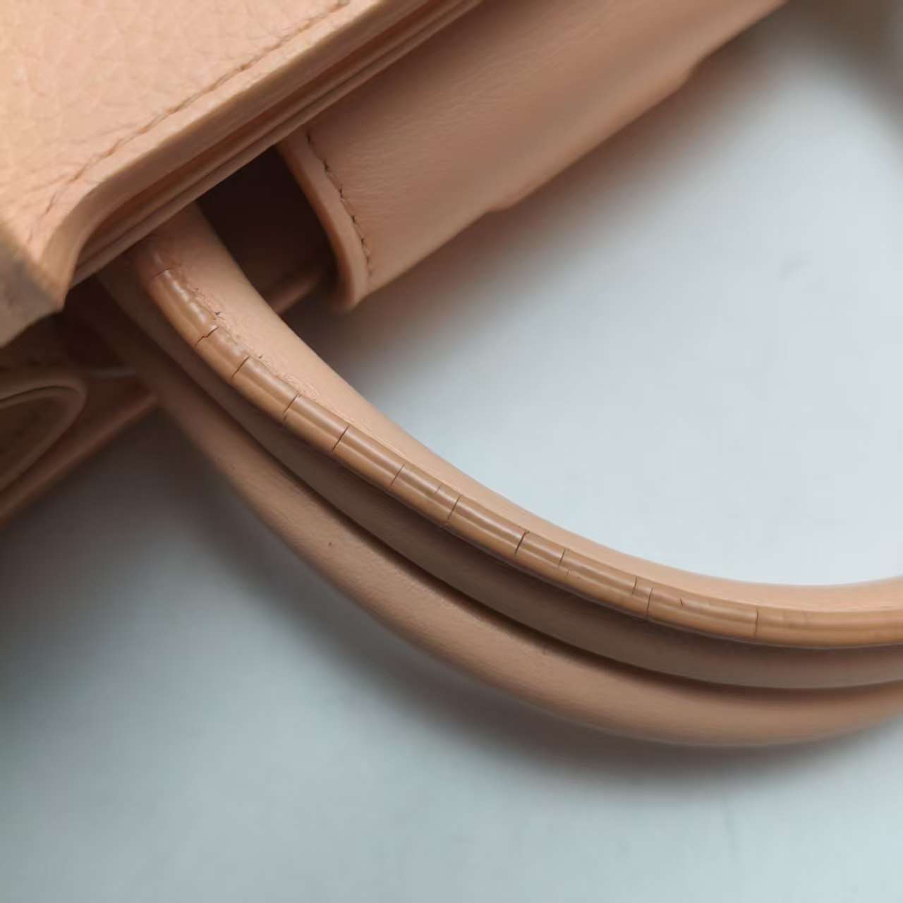 【*Shipped from: China*】Dior DiorEver Leather Shoulder Bag — view 13