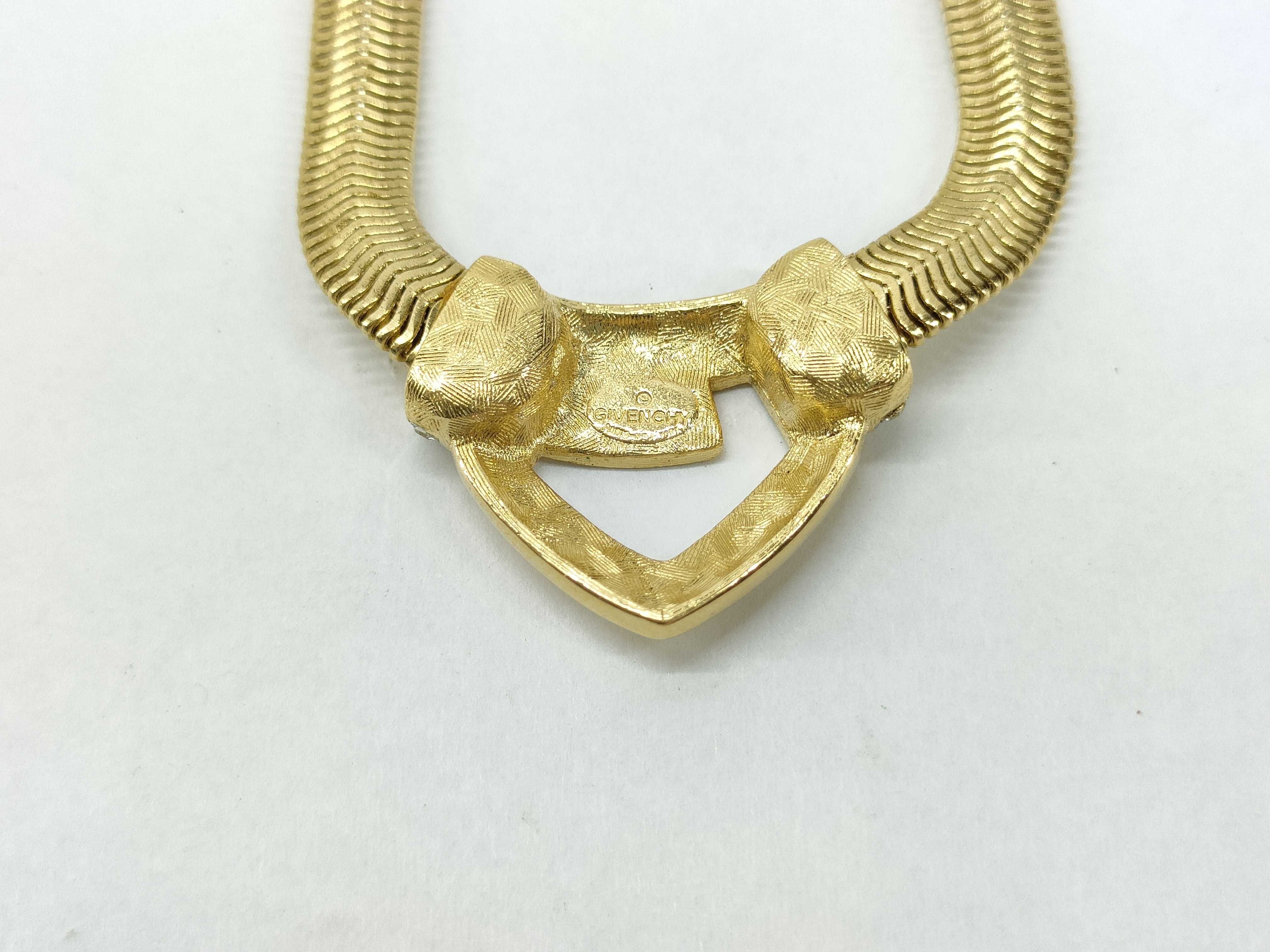 Necklace — view 2