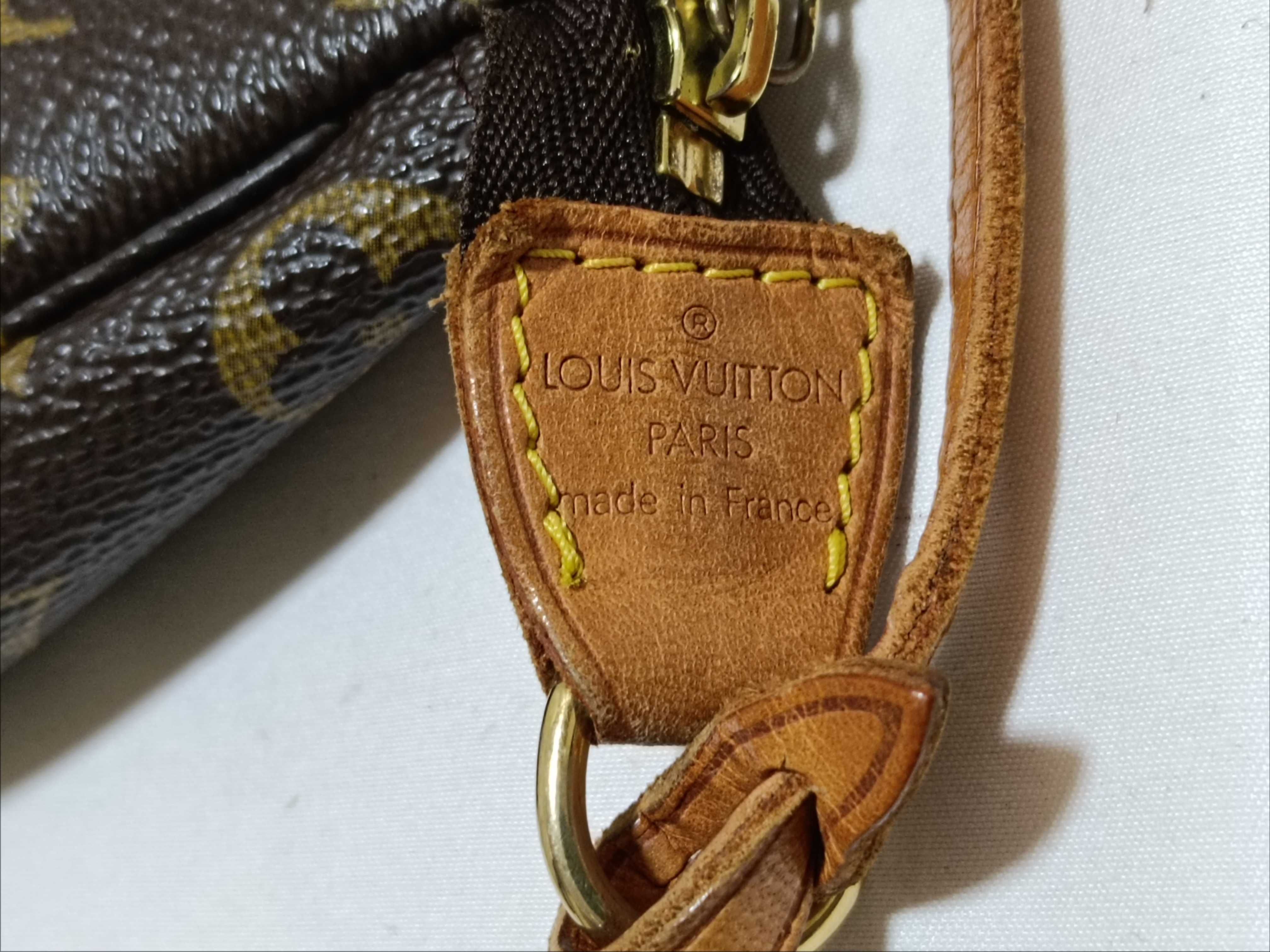 Monogram M40712 Pochette Accessoires Handbag — view 12