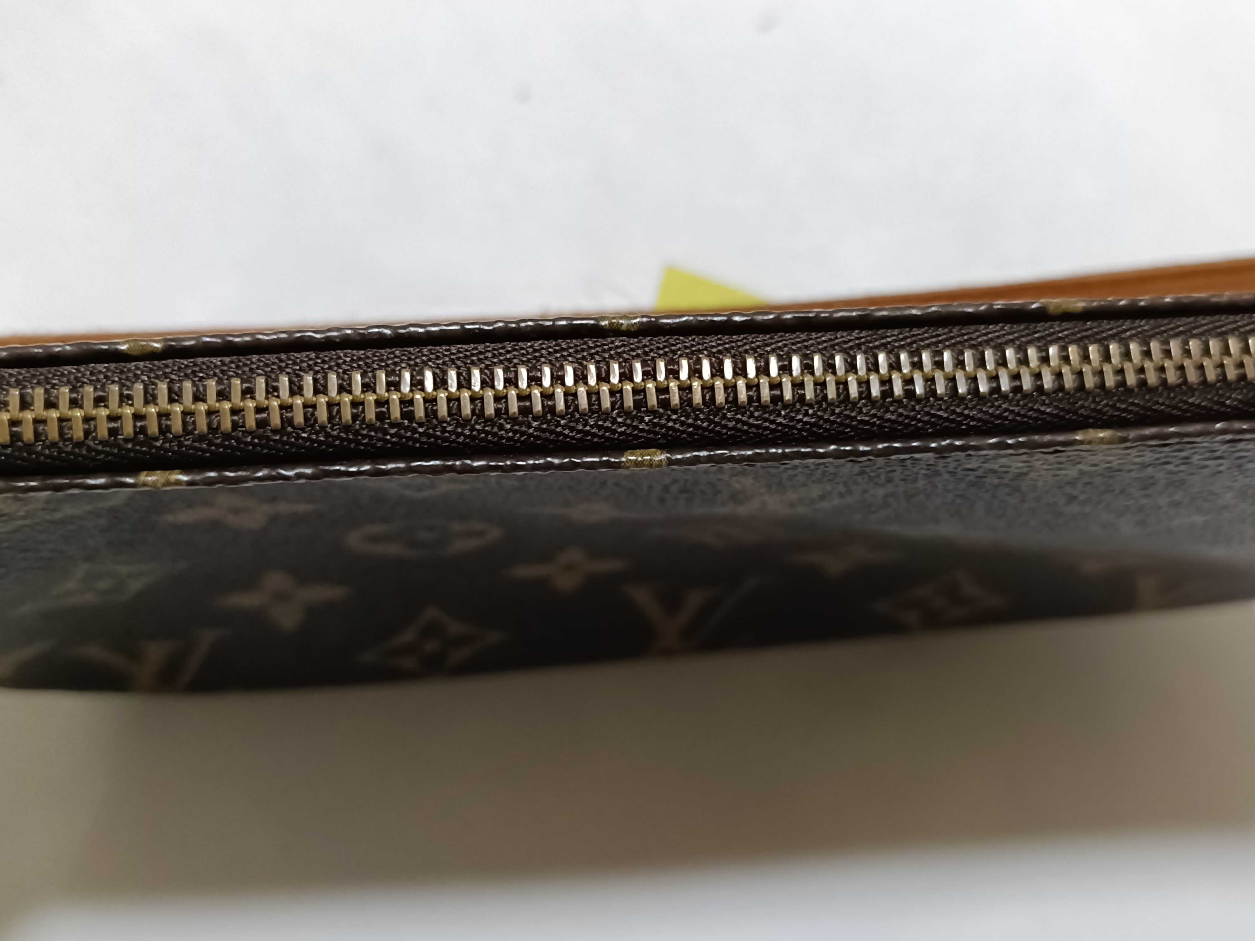 Monogram M40712 Pochette Accessoires Handbag — view 8