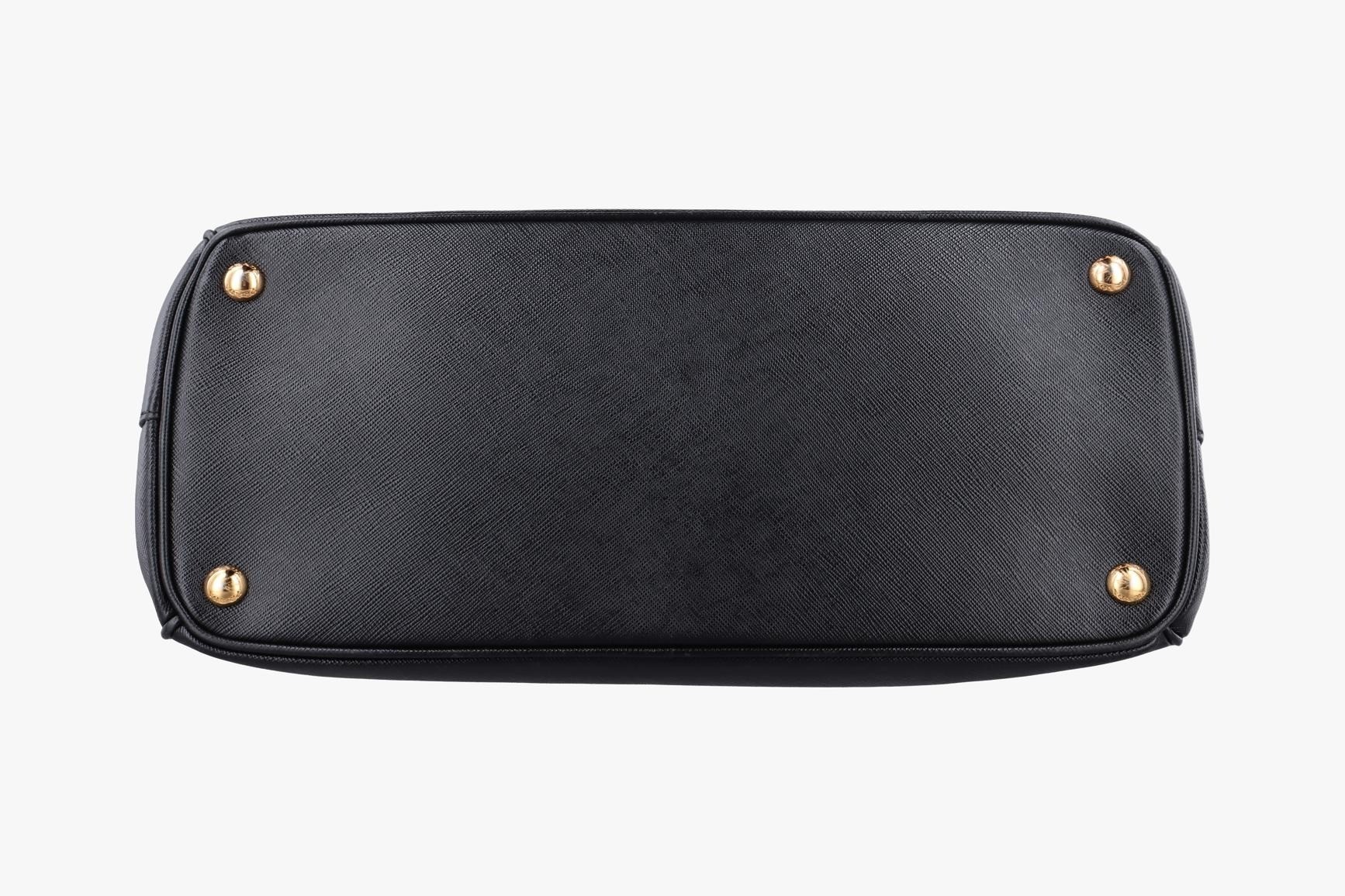 Galleria Saffiano Leather Black — view 3